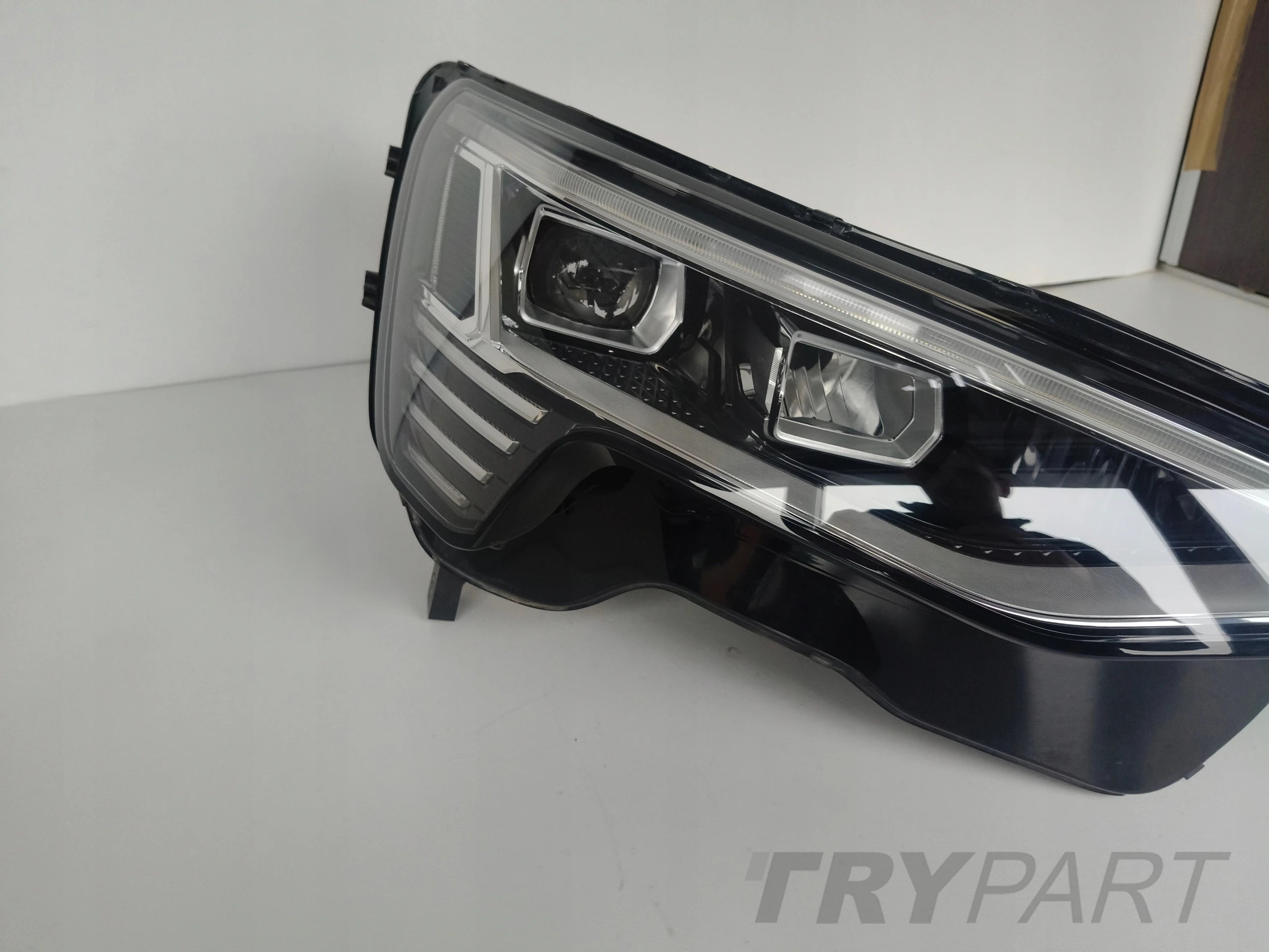 RIGHT HEADLIGHT LAMP AUDI E-TRON 4KE FULL LED