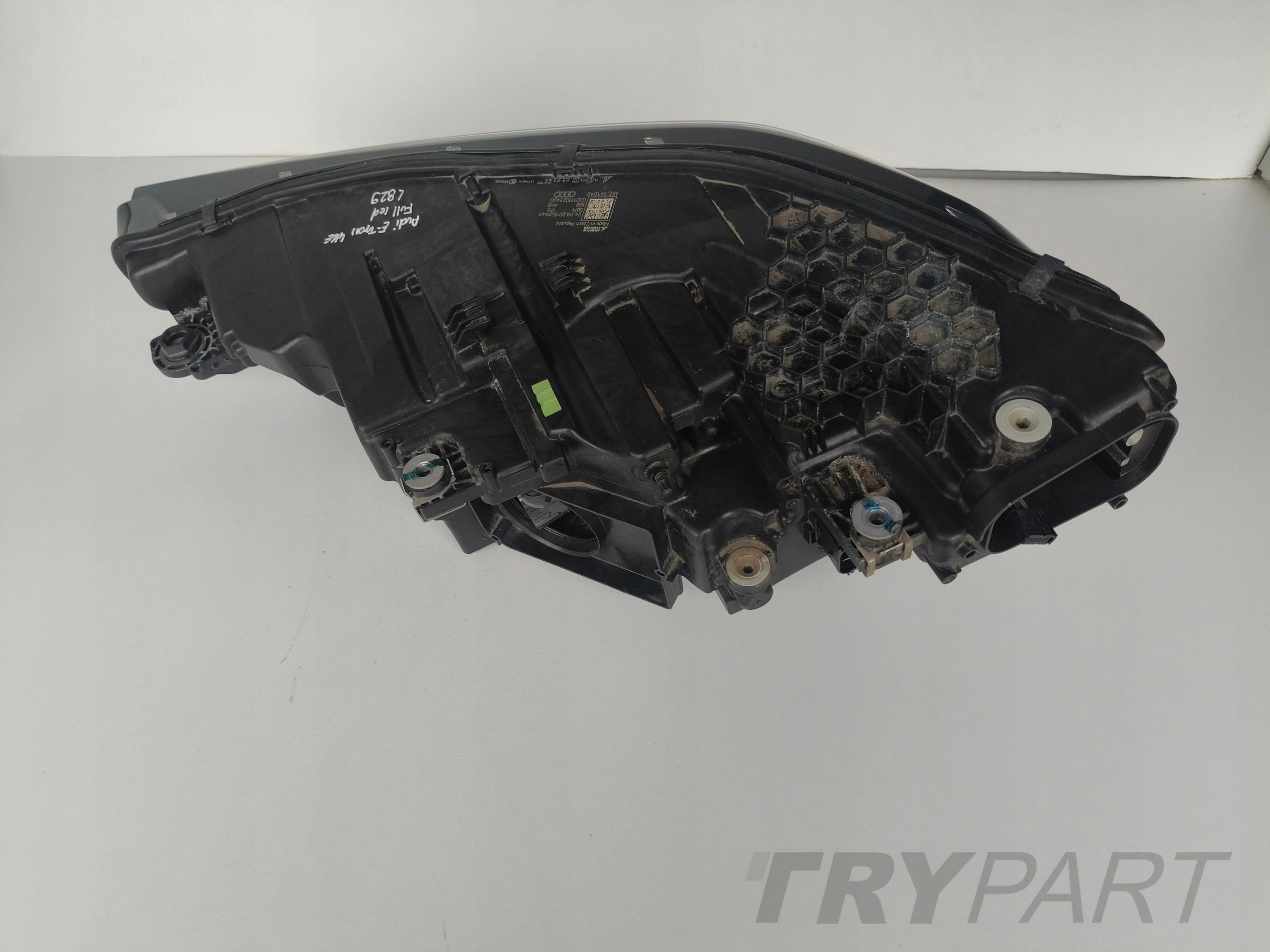RIGHT HEADLIGHT LAMP AUDI E-TRON 4KE FULL LED