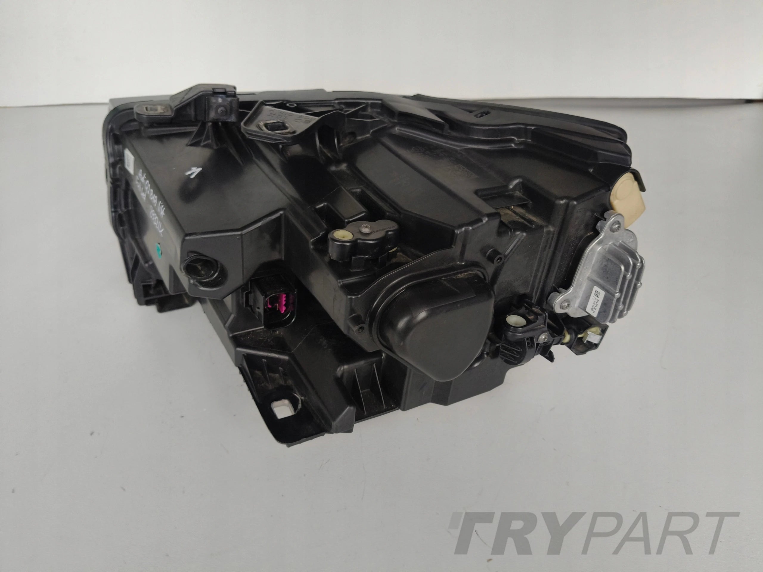RIGHT HEADLIGHT LAMP AUDI Q2 81A LIFT FULL LED