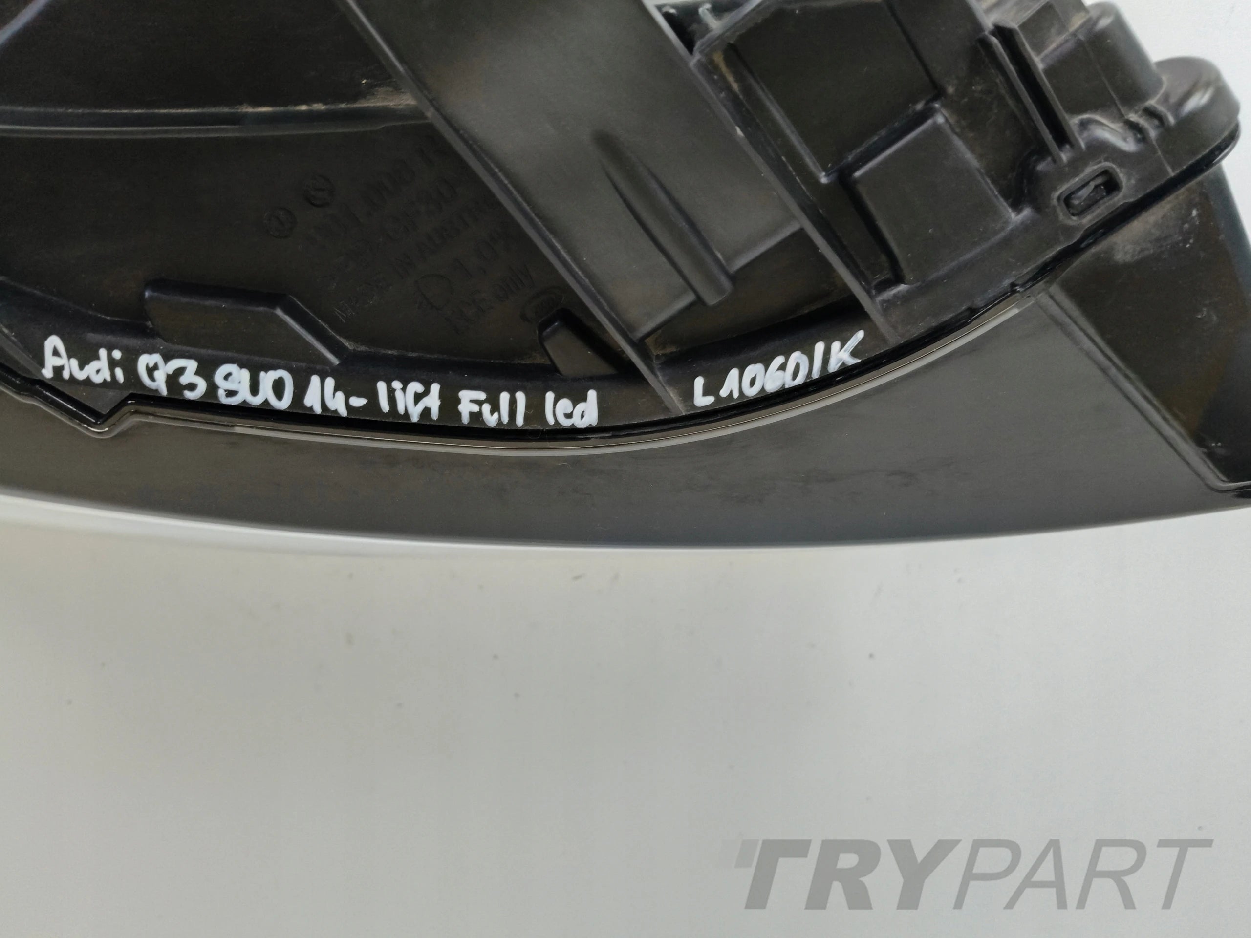 RIGHT HEADLIGHT LAMP AUDI Q3 8U 8U0 14- LIFT FULL LED