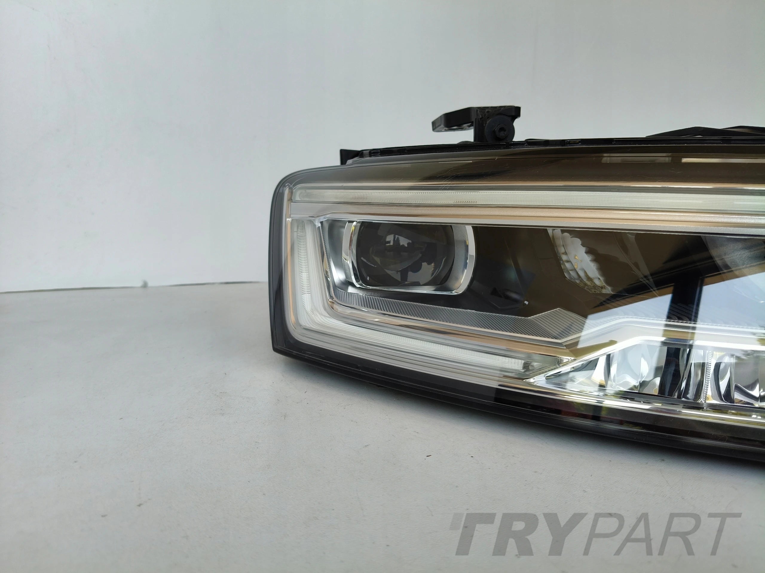 RIGHT HEADLIGHT LAMP AUDI Q3 8U 8U0 14- LIFT FULL LED