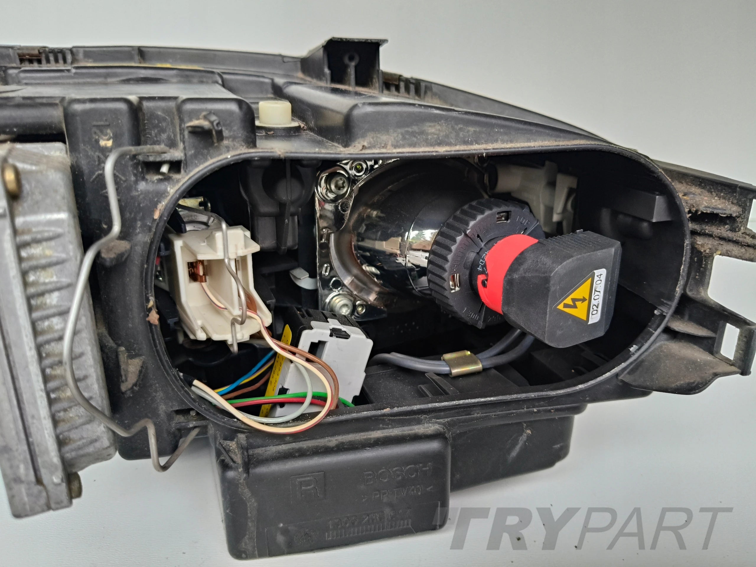 RIGHT HEADLIGHT LAMP AUDI TT 8N 8N0 98- XENON