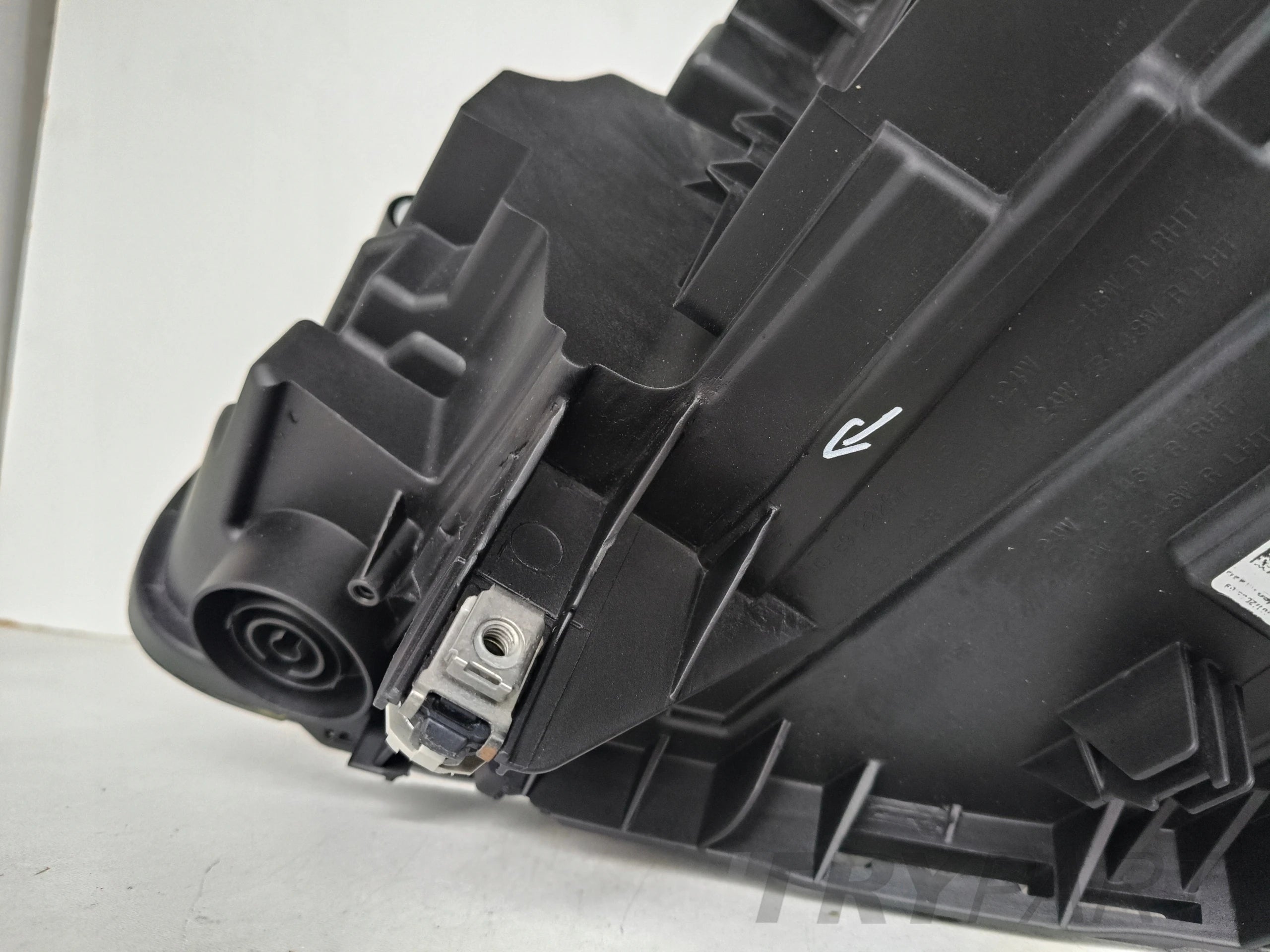 RIGHT HEADLIGHT LAMP BMW 1 F40 19- FULL LED