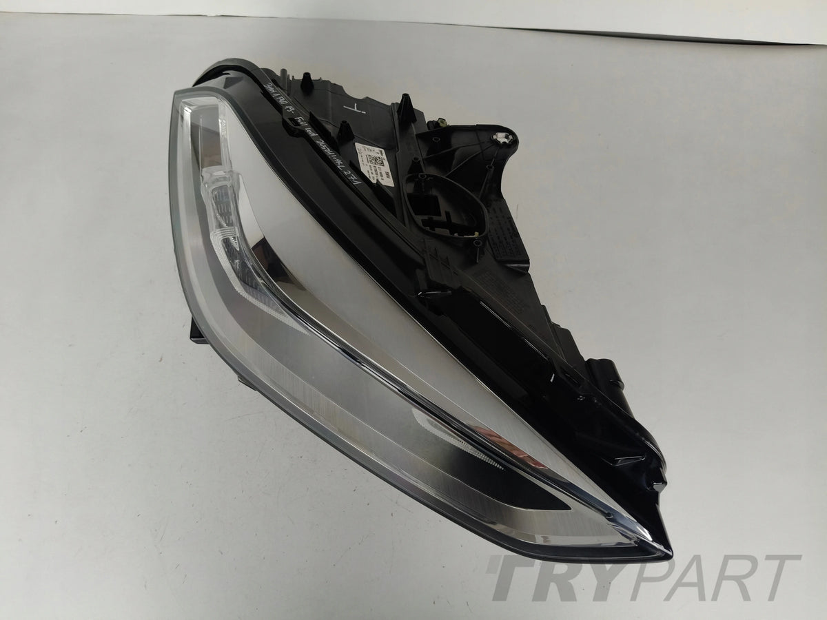 RIGHT HEADLIGHT LAMP BMW 1 F40 19- FULL LED