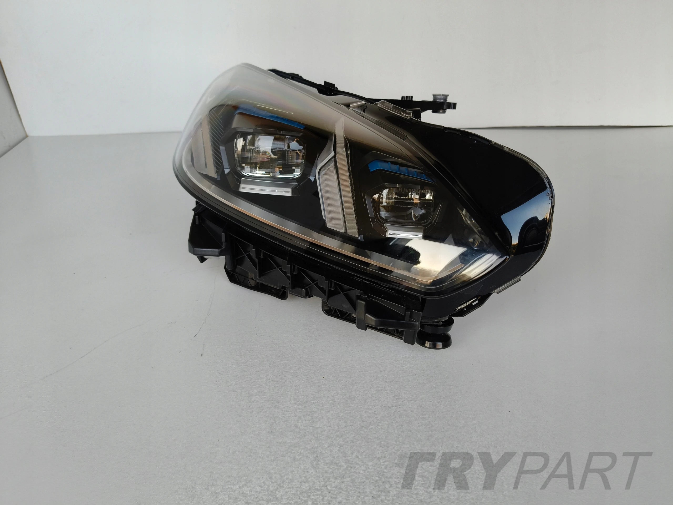 RIGHT HEADLIGHT LAMP BMW 1 F70 24- FULL LED