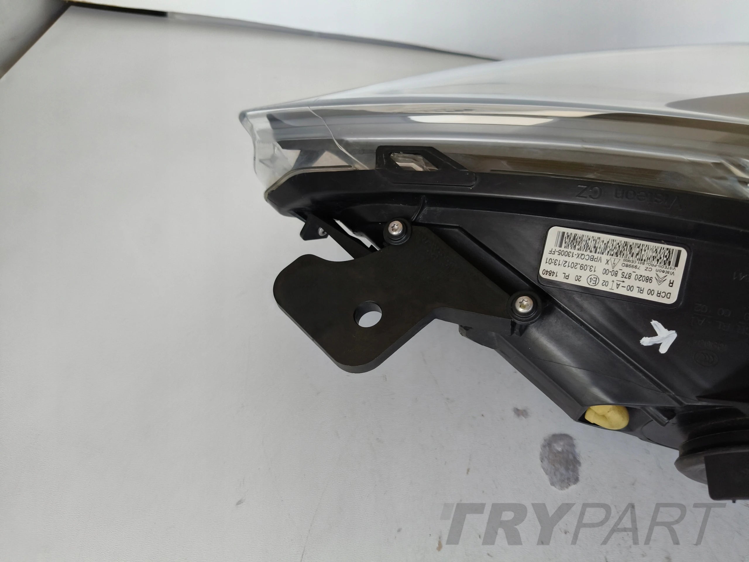 RIGHT HEADLIGHT LAMP CITROEN DS5 11- XENON LED