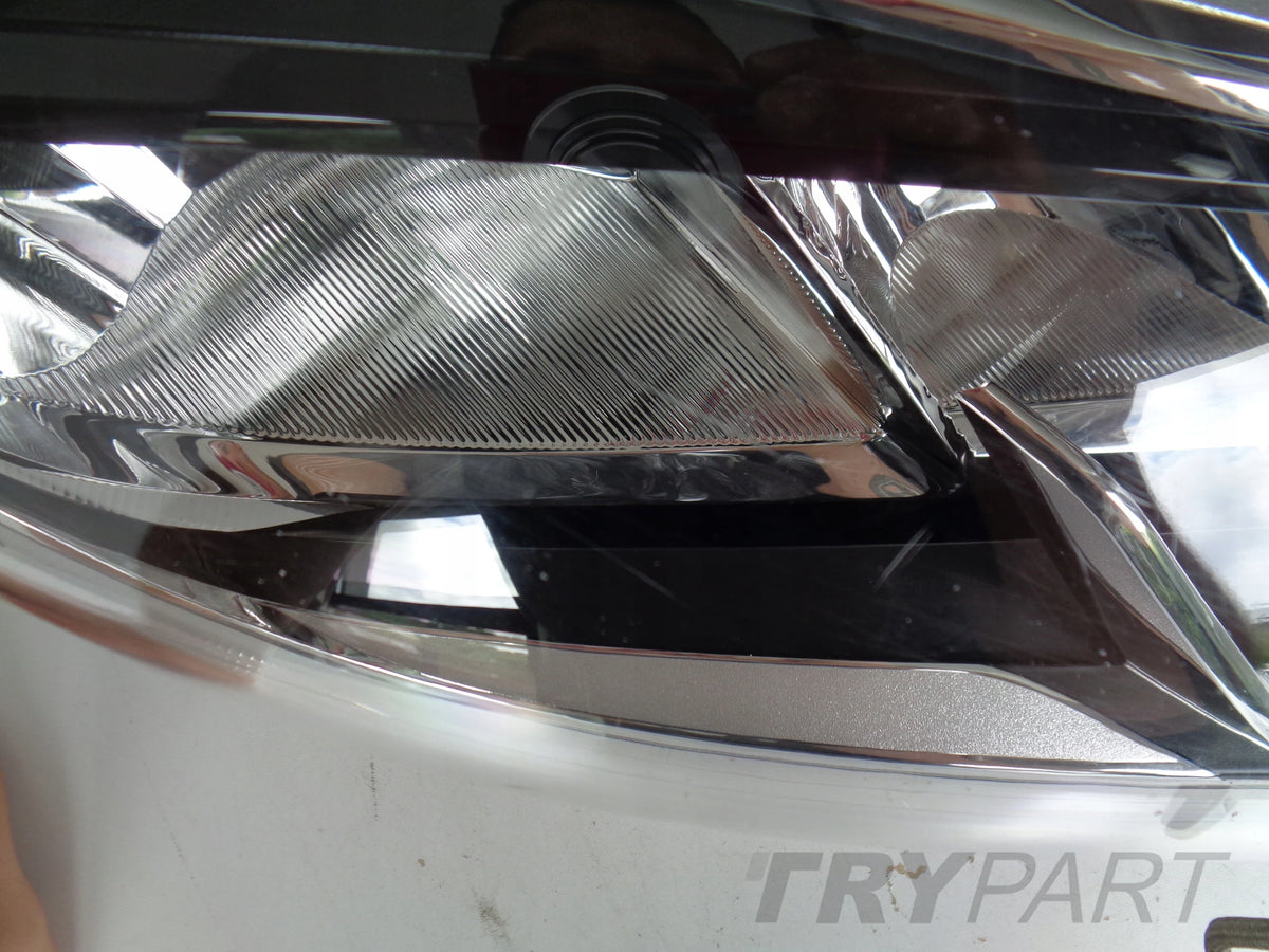 RIGHT HEADLIGHT LAMP FOR FORD FIESTA MK8 17-