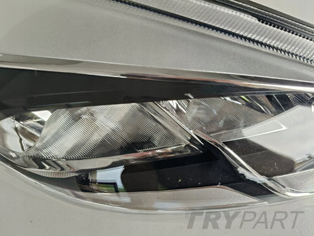 RIGHT HEADLIGHT LAMP FOR FORD FIESTA MK8 17-