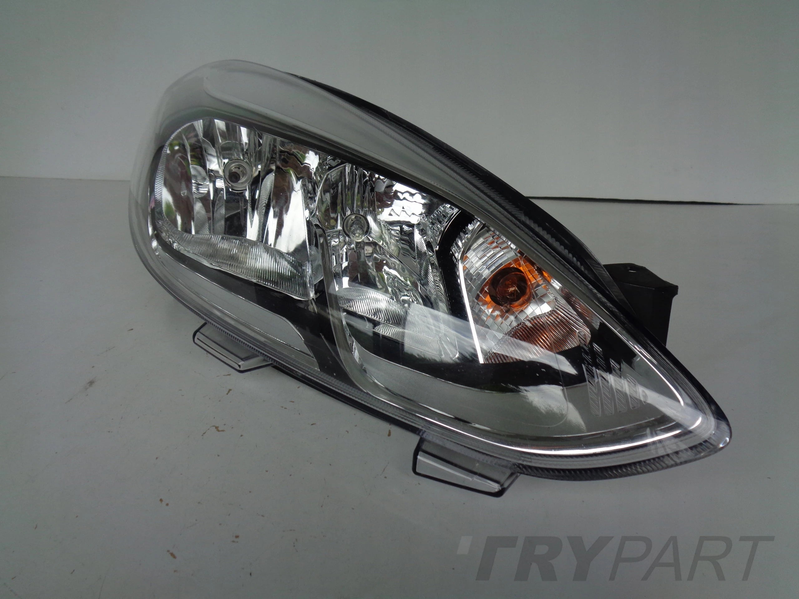 RIGHT HEADLIGHT LAMP FOR FORD FIESTA MK8 17-