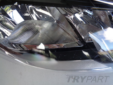 RIGHT HEADLIGHT LAMP FOR FORD FIESTA MK8 17-