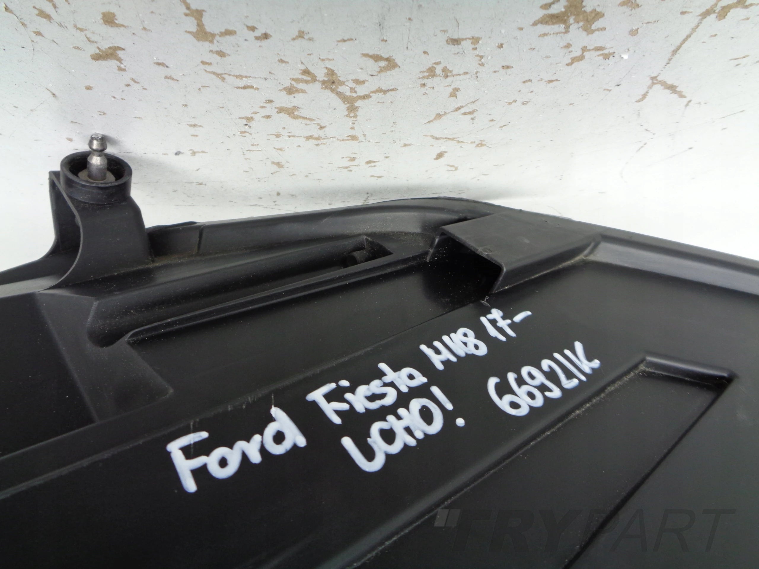 RIGHT HEADLIGHT LAMP FOR FORD FIESTA MK8 17-