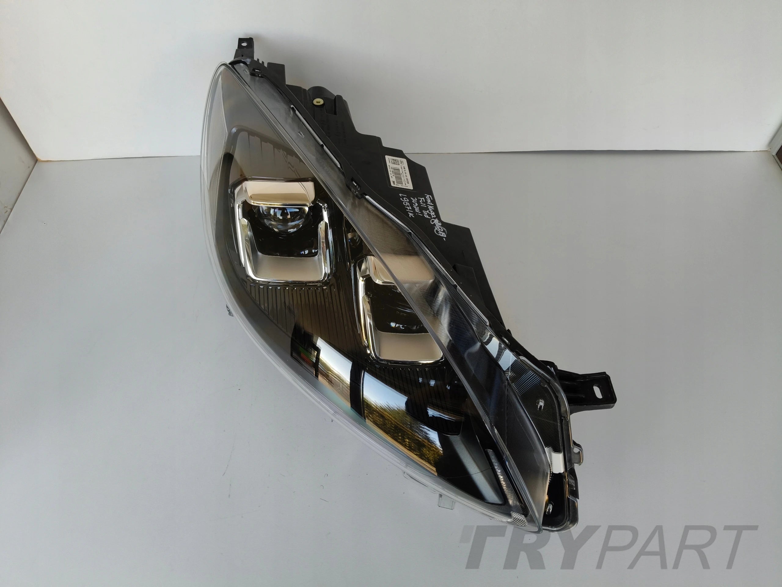 RIGHT HEADLIGHT LAMP FOR FORD KUGA MK3 19- FULL LED
