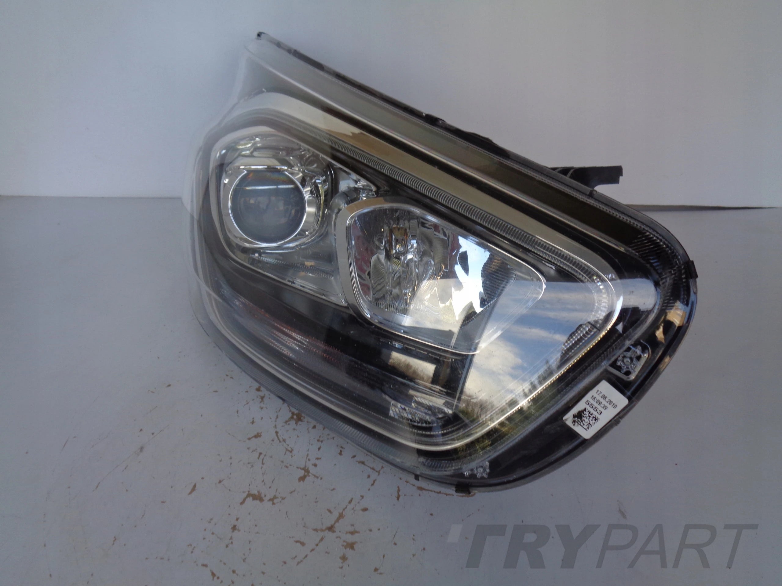 RIGHT HEADLIGHT LAMP FOR FORD TRANSIT CUSTOM 18- LED FACELIFT