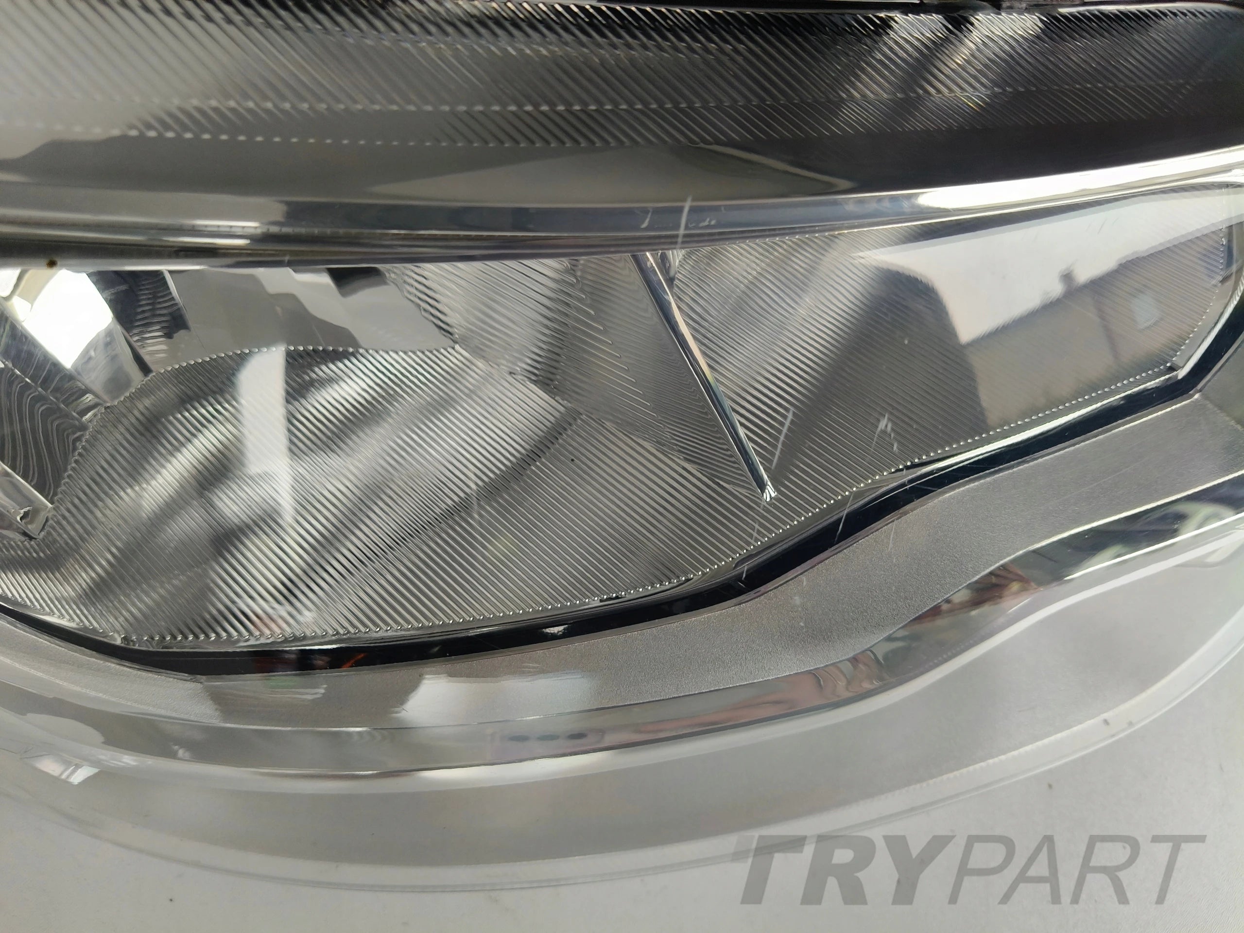 RIGHT HEADLIGHT LAMP FOR FORD TRANSIT MK8 14-