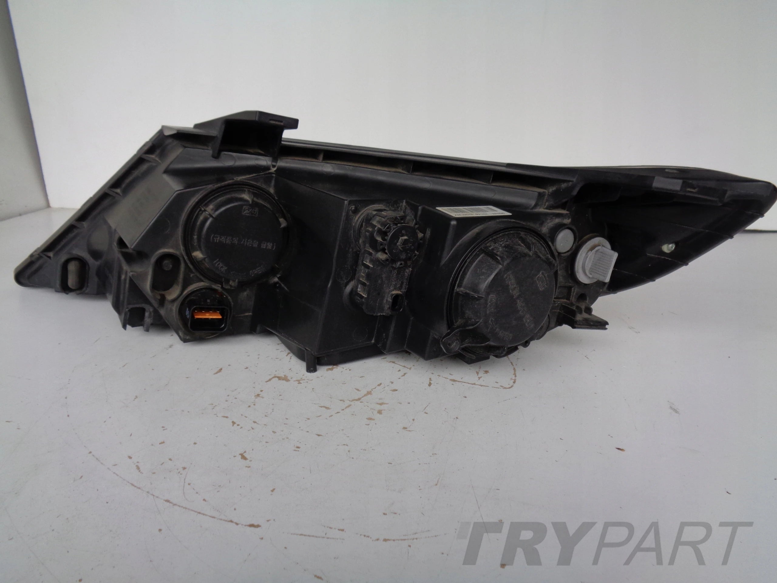 RIGHT HEADLIGHT LAMP FOR KIA SORENTO 10-12 FACELIFT