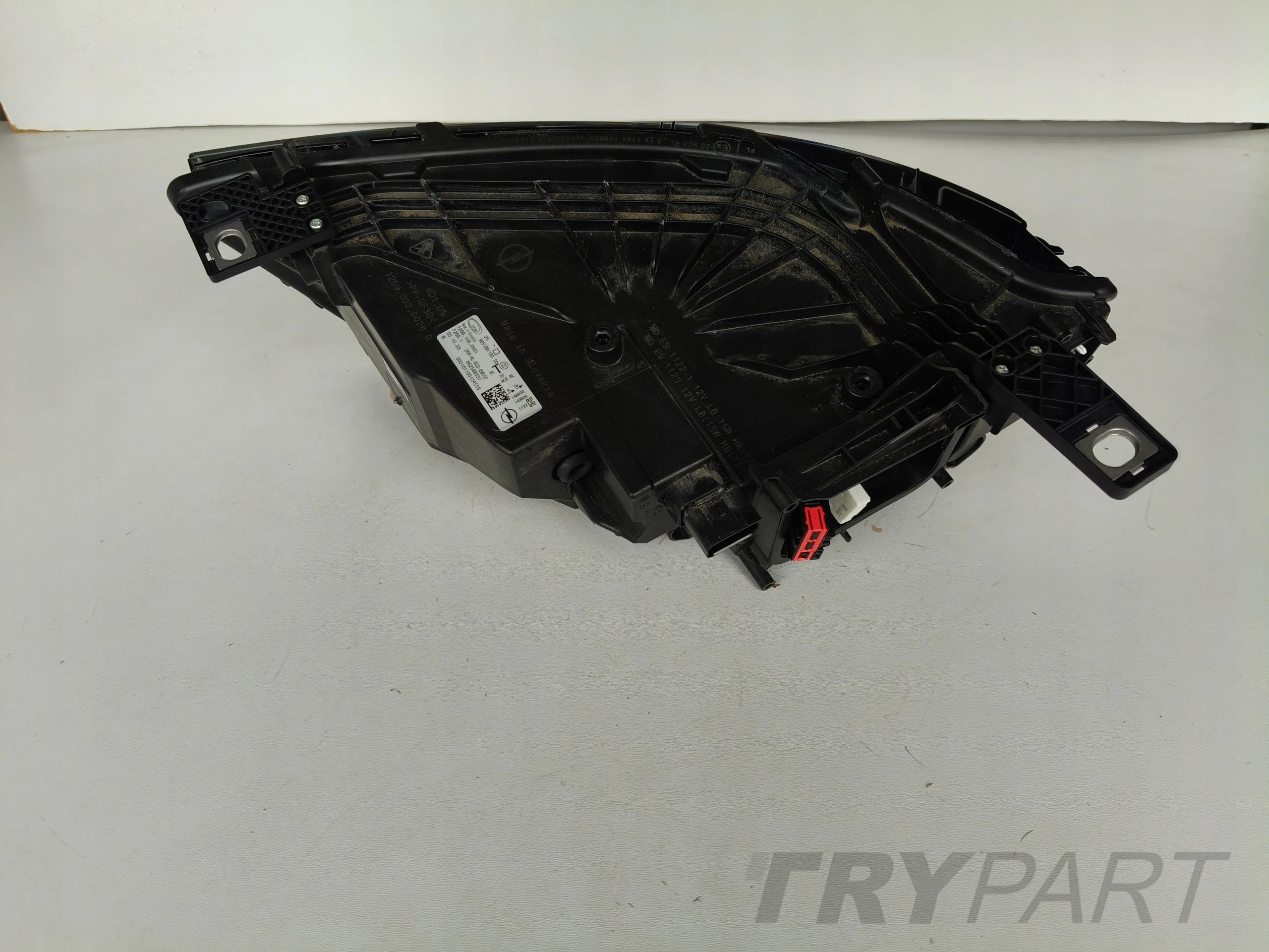 RIGHT HEADLIGHT LAMP FOR OPEL ASTRA VI L 22- FULL LED