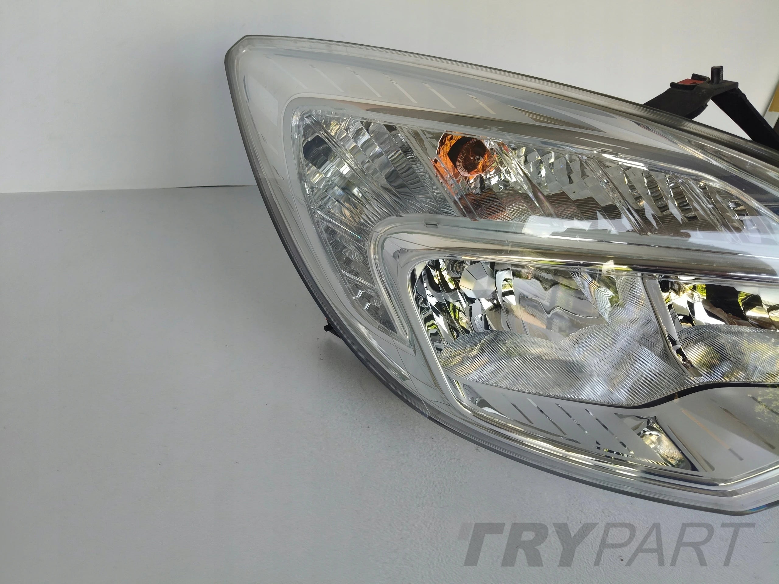 RIGHT HEADLIGHT LAMP FOR OPEL MERIVA B 10-13