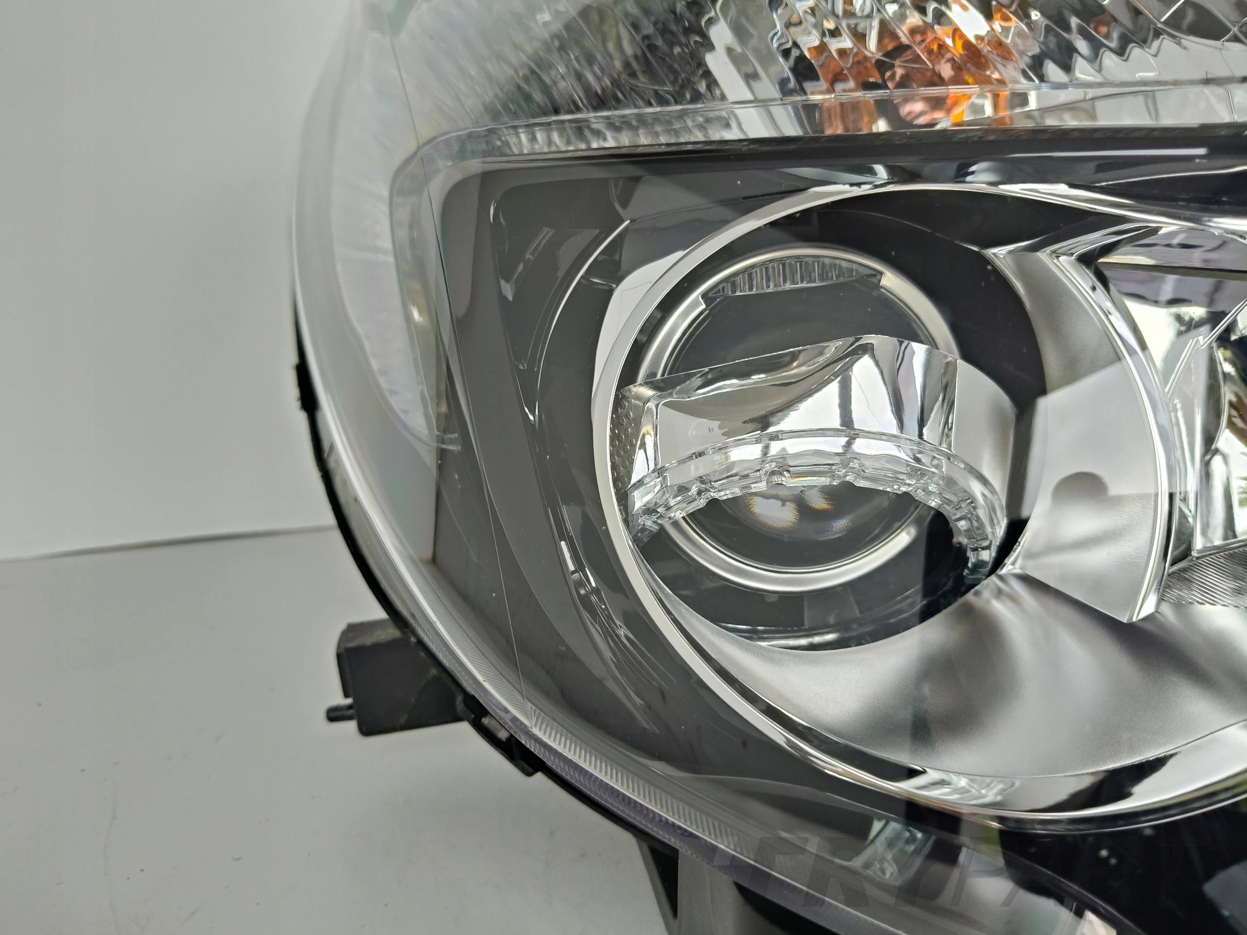 RIGHT HEADLIGHT LAMP FOR OPEL MOKKA 12-16 XENON SWIVEL