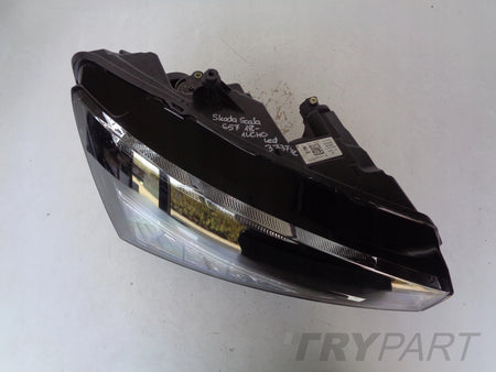 RIGHT HEADLIGHT LAMP FOR SKODA SCALA 657 18- LED