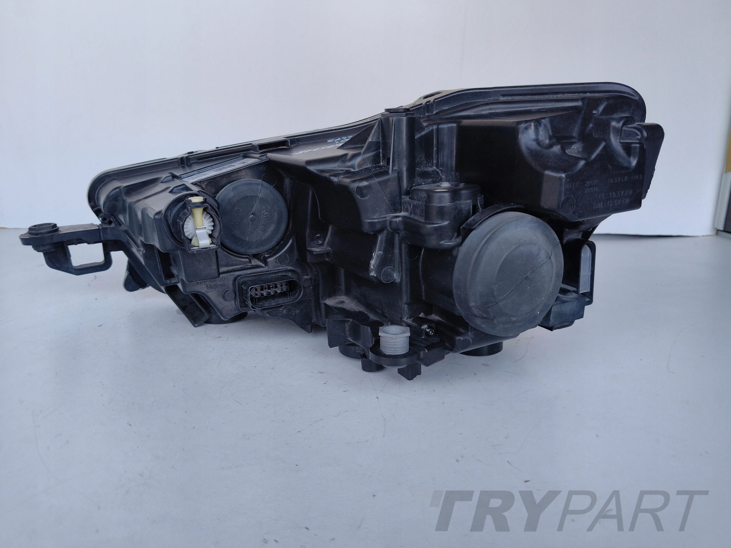 RIGHT HEADLIGHT LAMP FOR SKODA SCALA 657 18- LED