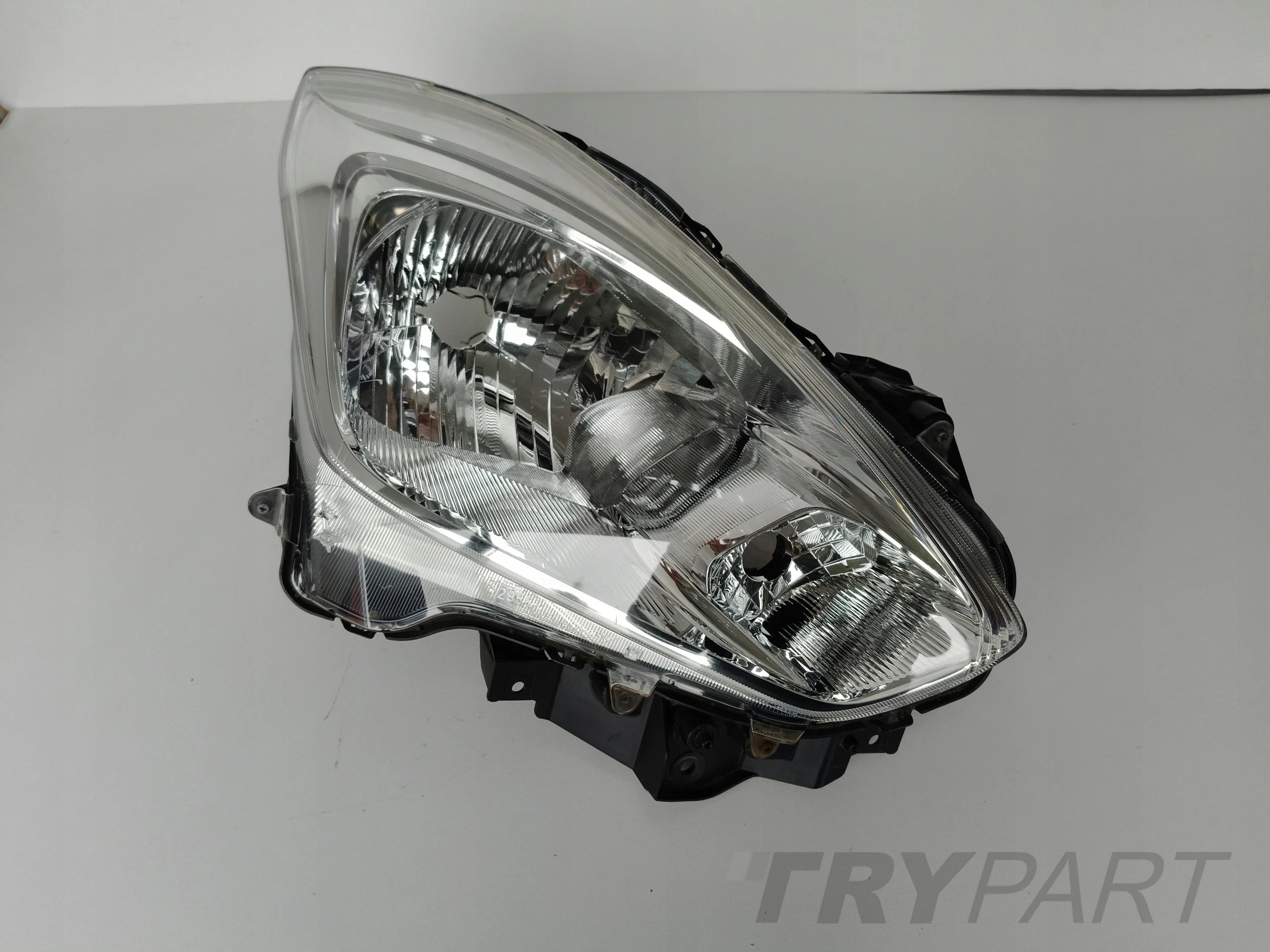 RIGHT HEADLIGHT LAMP FOR SUZUKI SWIFT MK8 17-