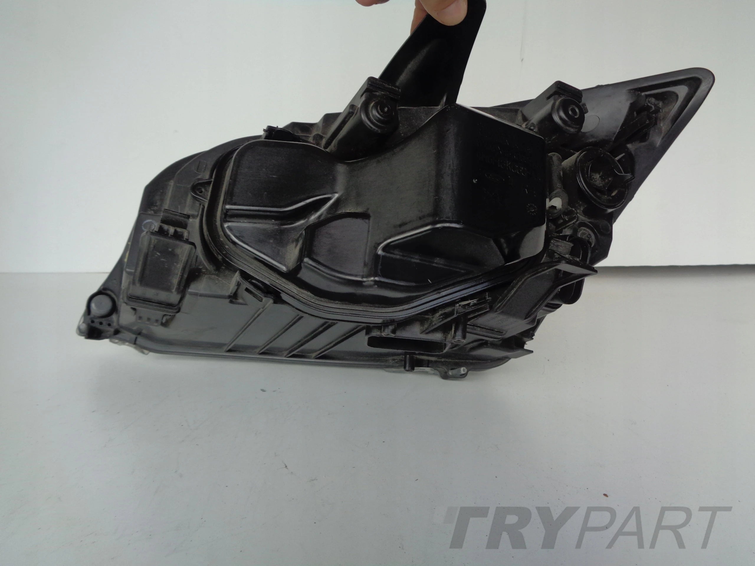 RIGHT HEADLIGHT LAMP FORD FOCUS MK2 04-07