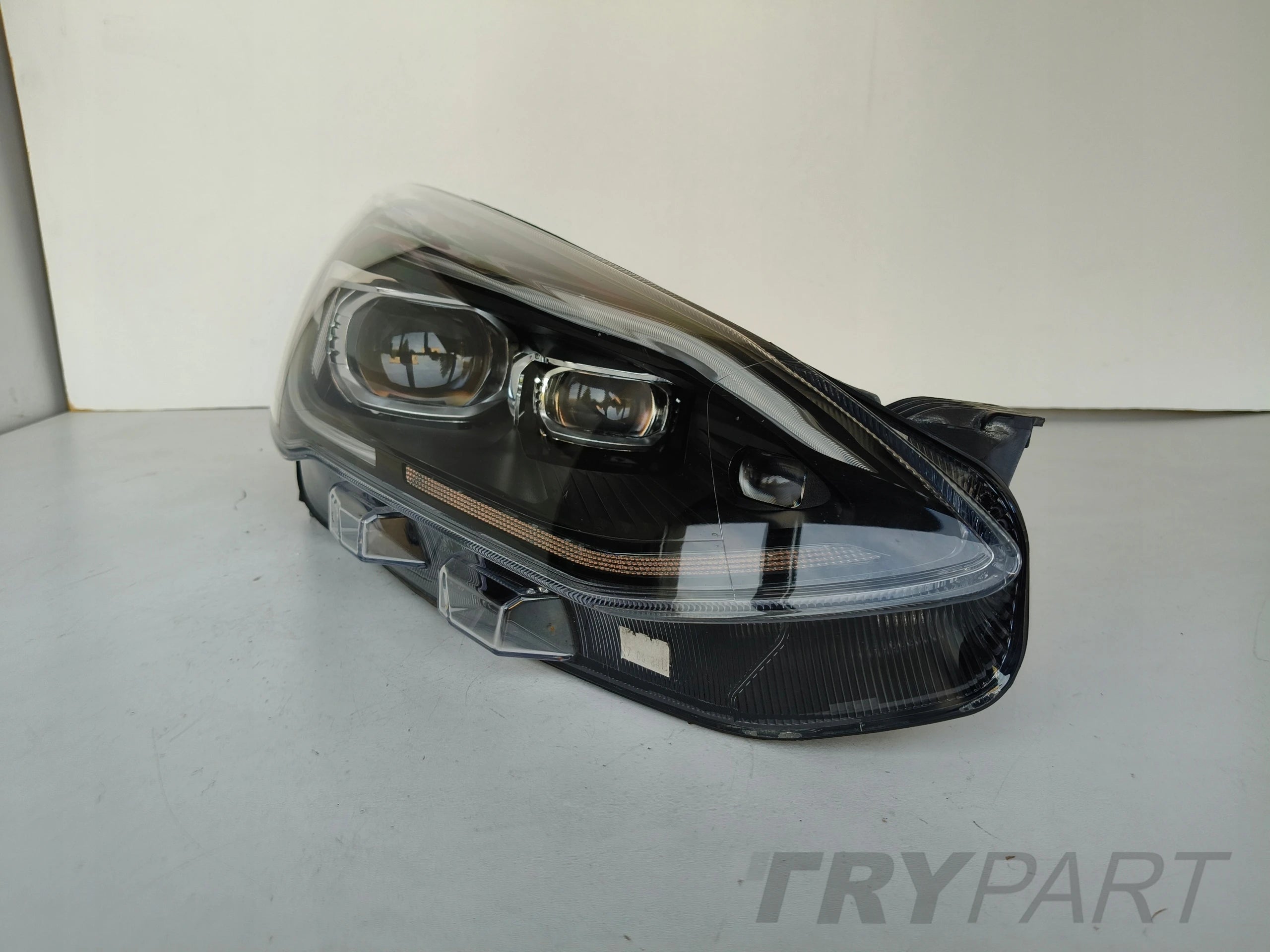 RIGHT HEADLIGHT LAMP FORD FOCUS MK4 18- FULL LED