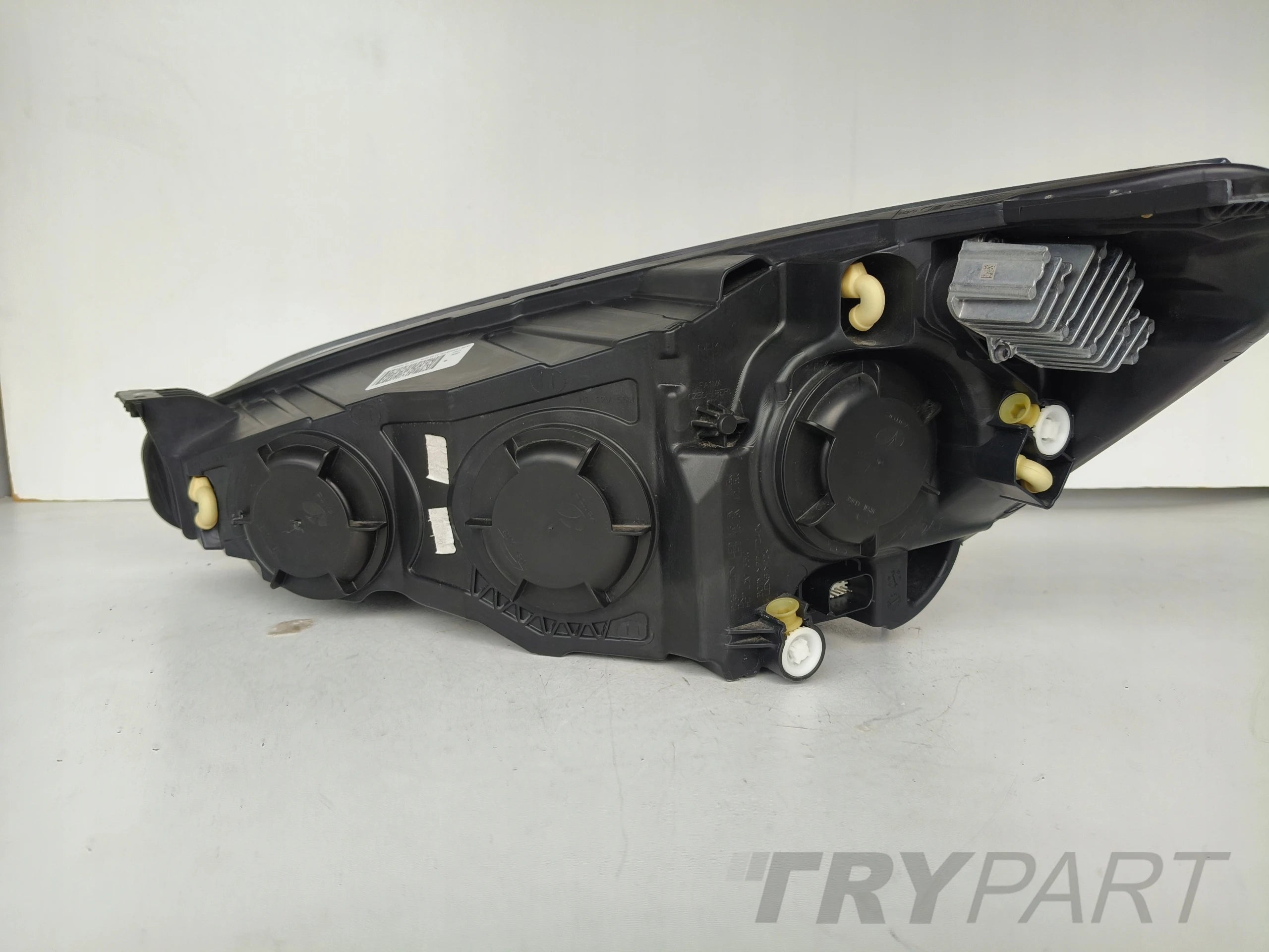 RIGHT HEADLIGHT LAMP FORD FOCUS MK4 18- LED
