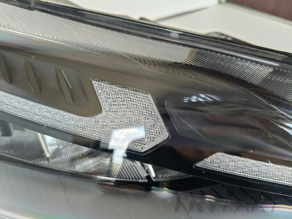 RIGHT HEADLIGHT LAMP FORD TRANSIT CUSTOM II 23- LED