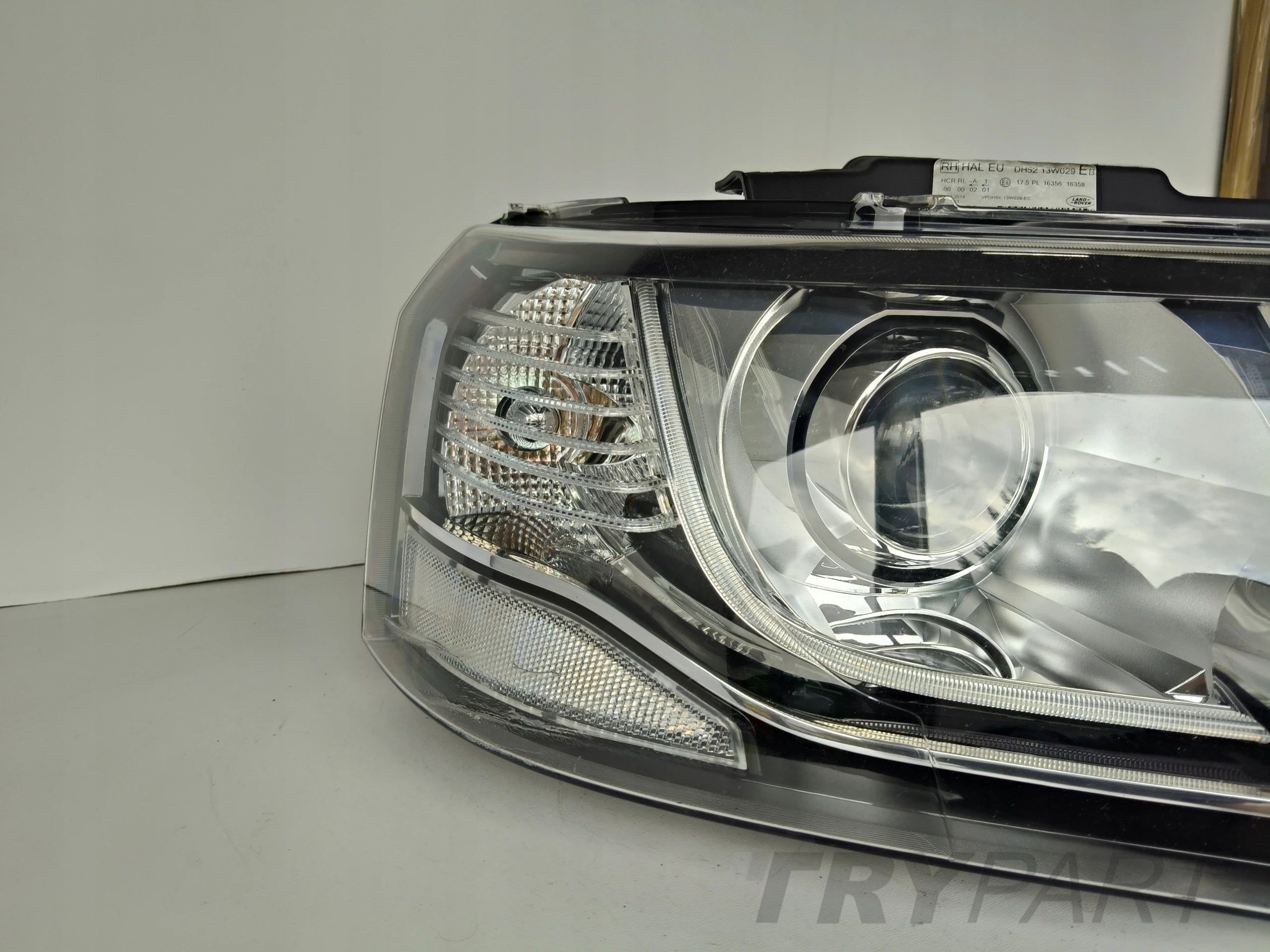 RIGHT HEADLIGHT LAMP LAND ROVER FREELAND II 10- LIFT LED