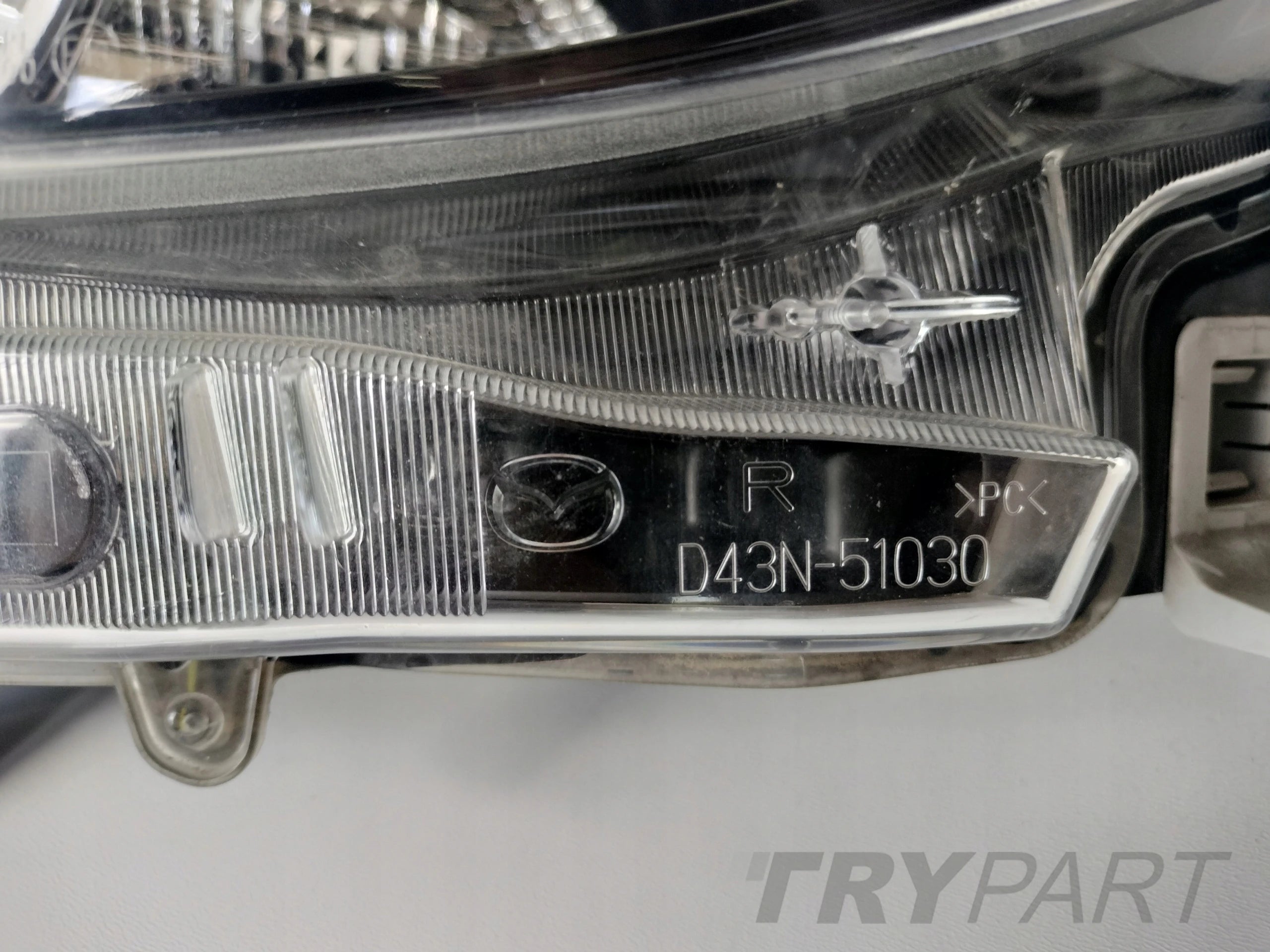 RIGHT HEADLIGHT LAMP MAZDA 2 FACELIFT 20- FULL LED