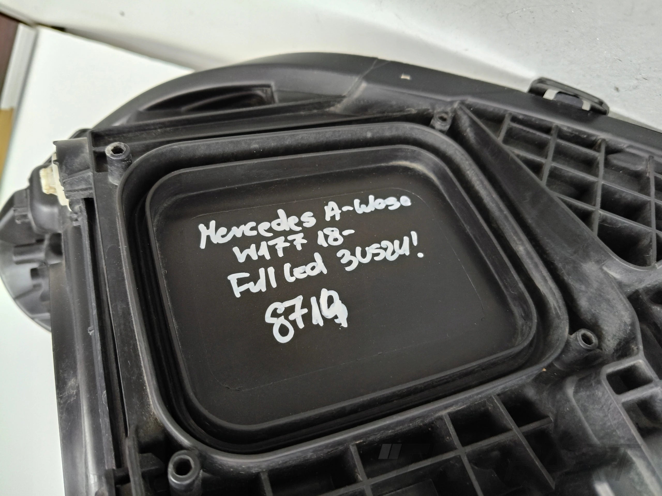 RIGHT HEADLIGHT LAMP MERCEDES A-CLASS W177 18- FULL LED