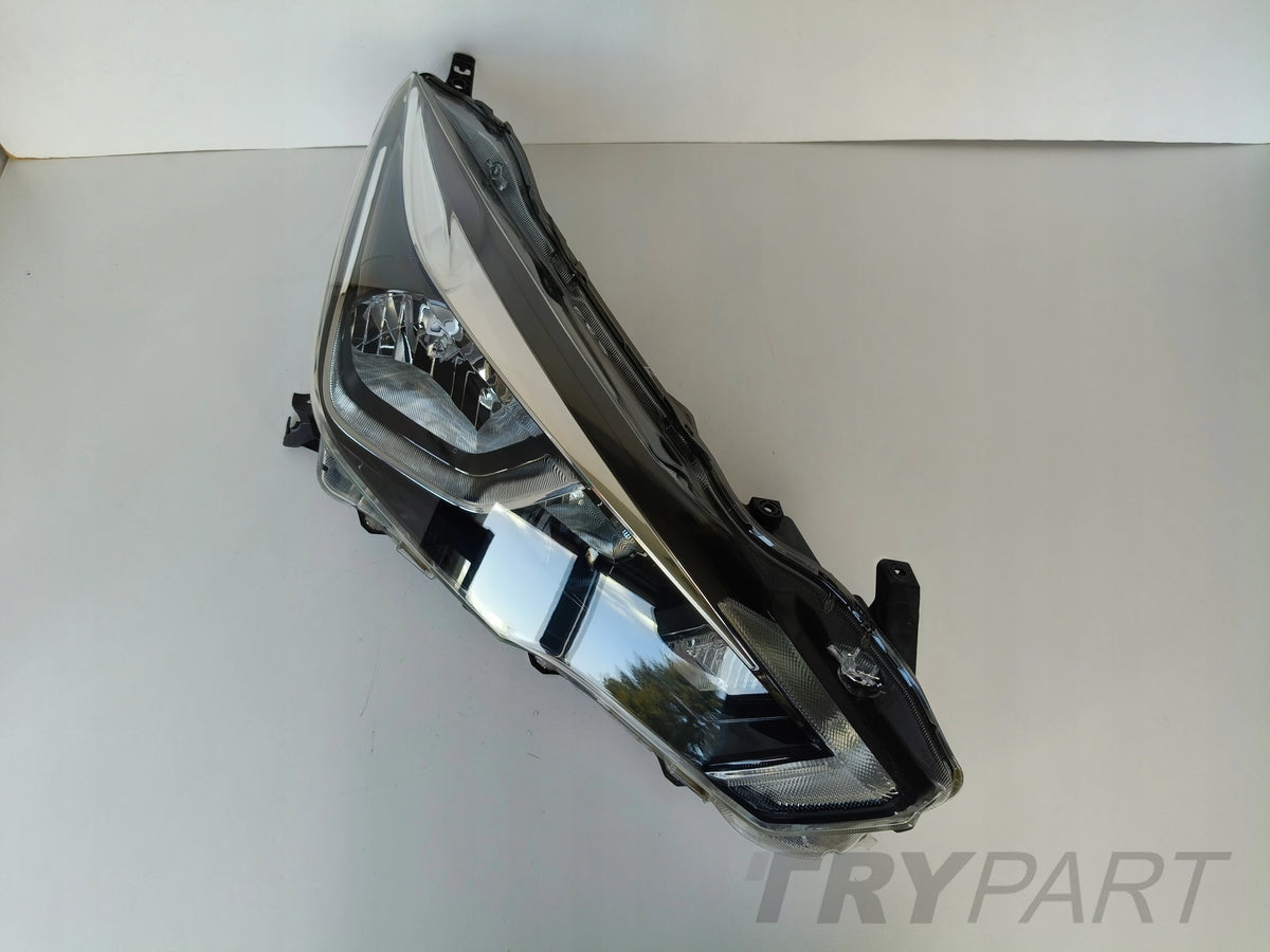 RIGHT HEADLIGHT LAMP NISSAN MICRA K14 17-