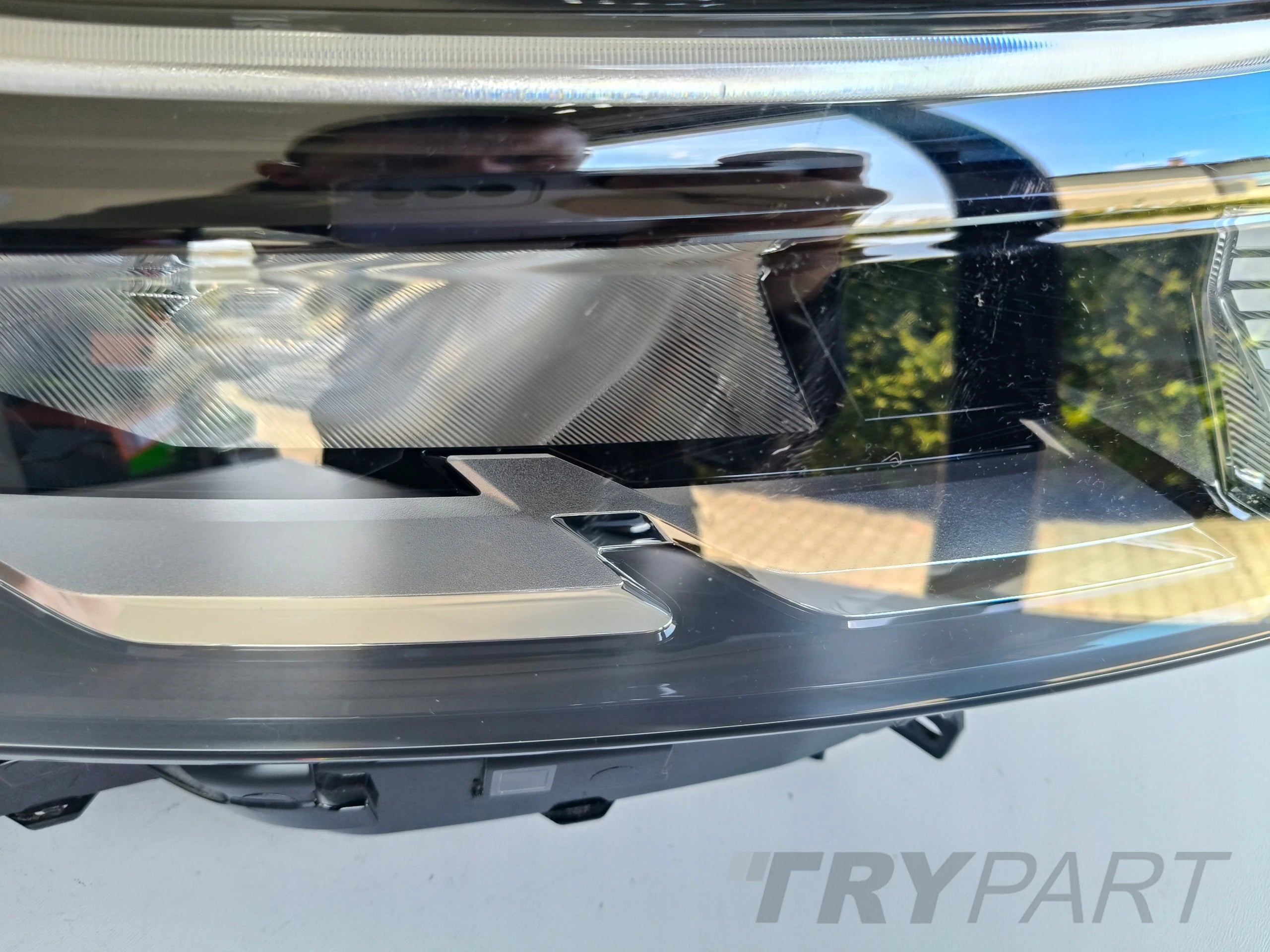 RIGHT HEADLIGHT LAMP NISSAN TOWNSTAR 22- LED
