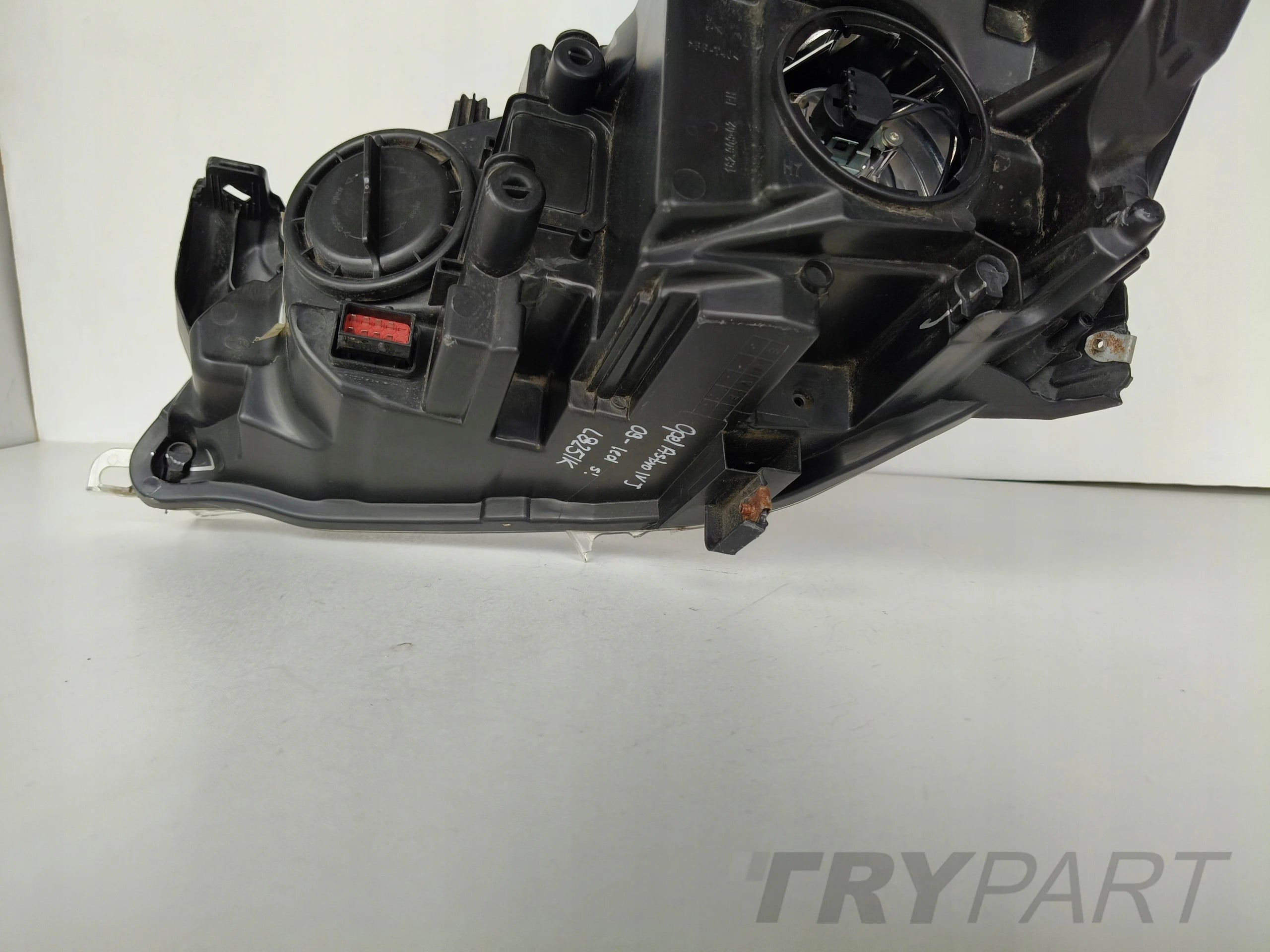 RIGHT HEADLIGHT LAMP OPEL ASTRA IV 4 J 09- LED