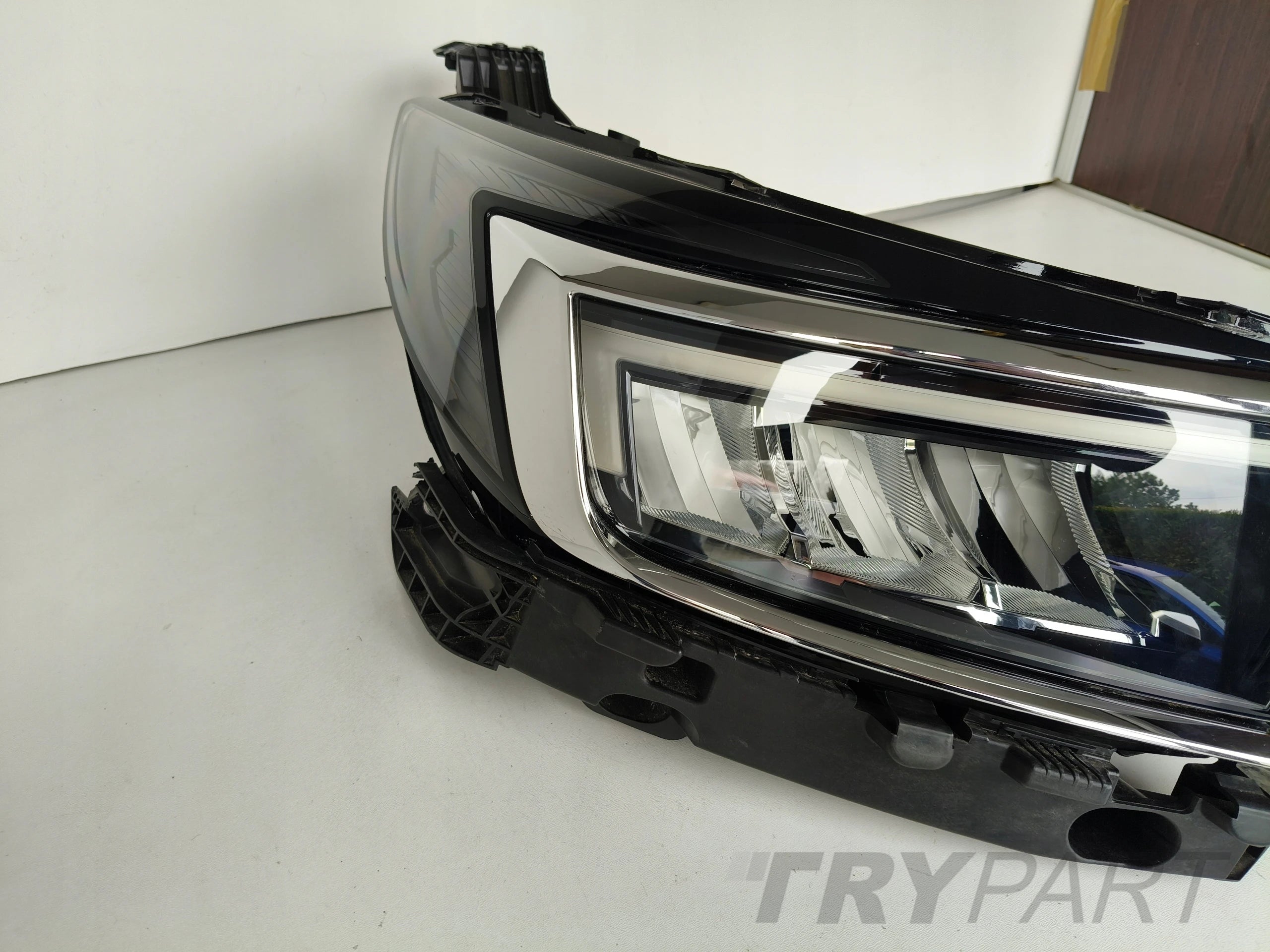 RIGHT HEADLIGHT LAMP OPEL GRANDLAND X 21- FACELIFT FULL LED