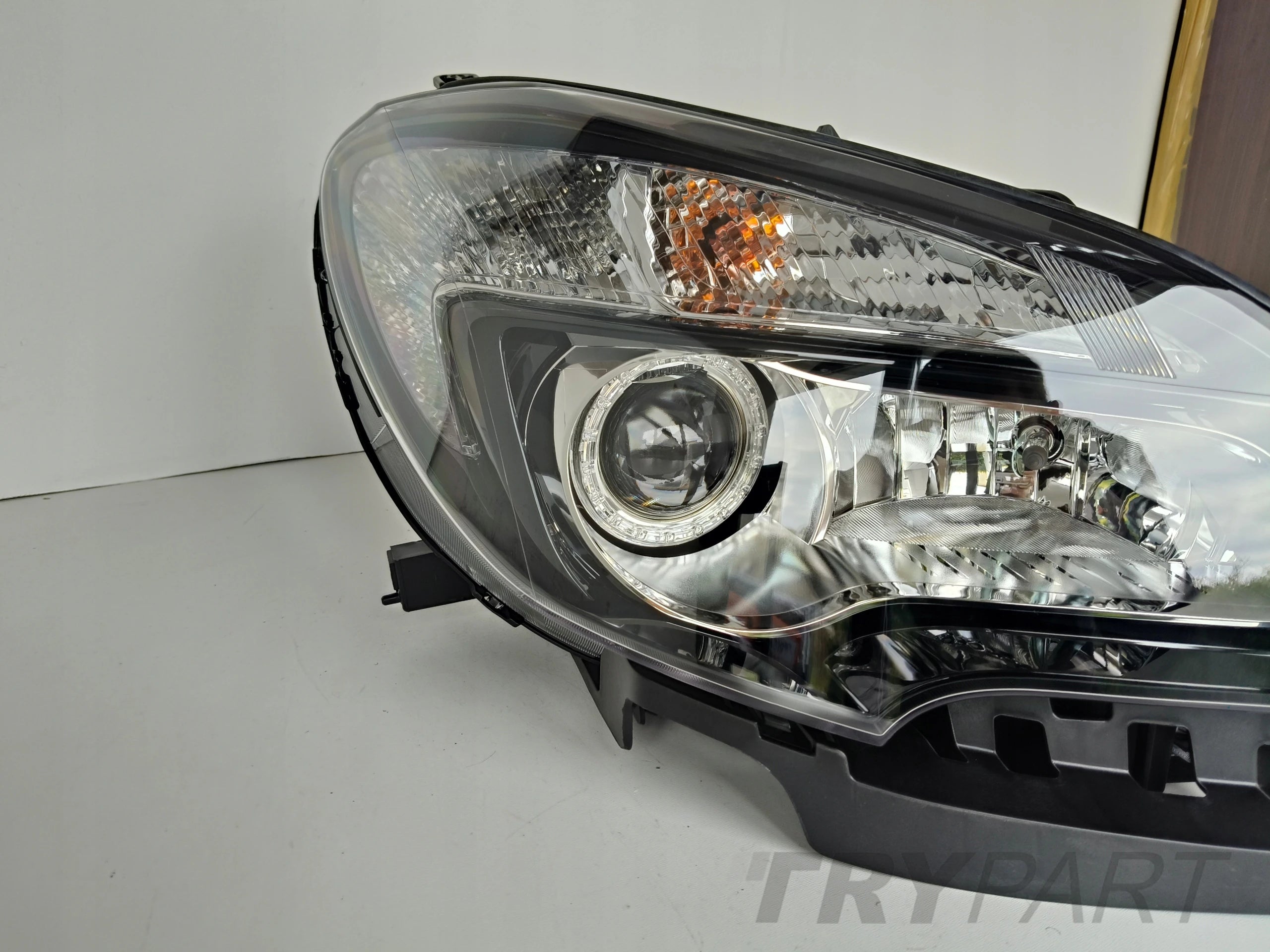RIGHT HEADLIGHT LAMP OPEL MOKKA 12-16 XENON SWIVEL