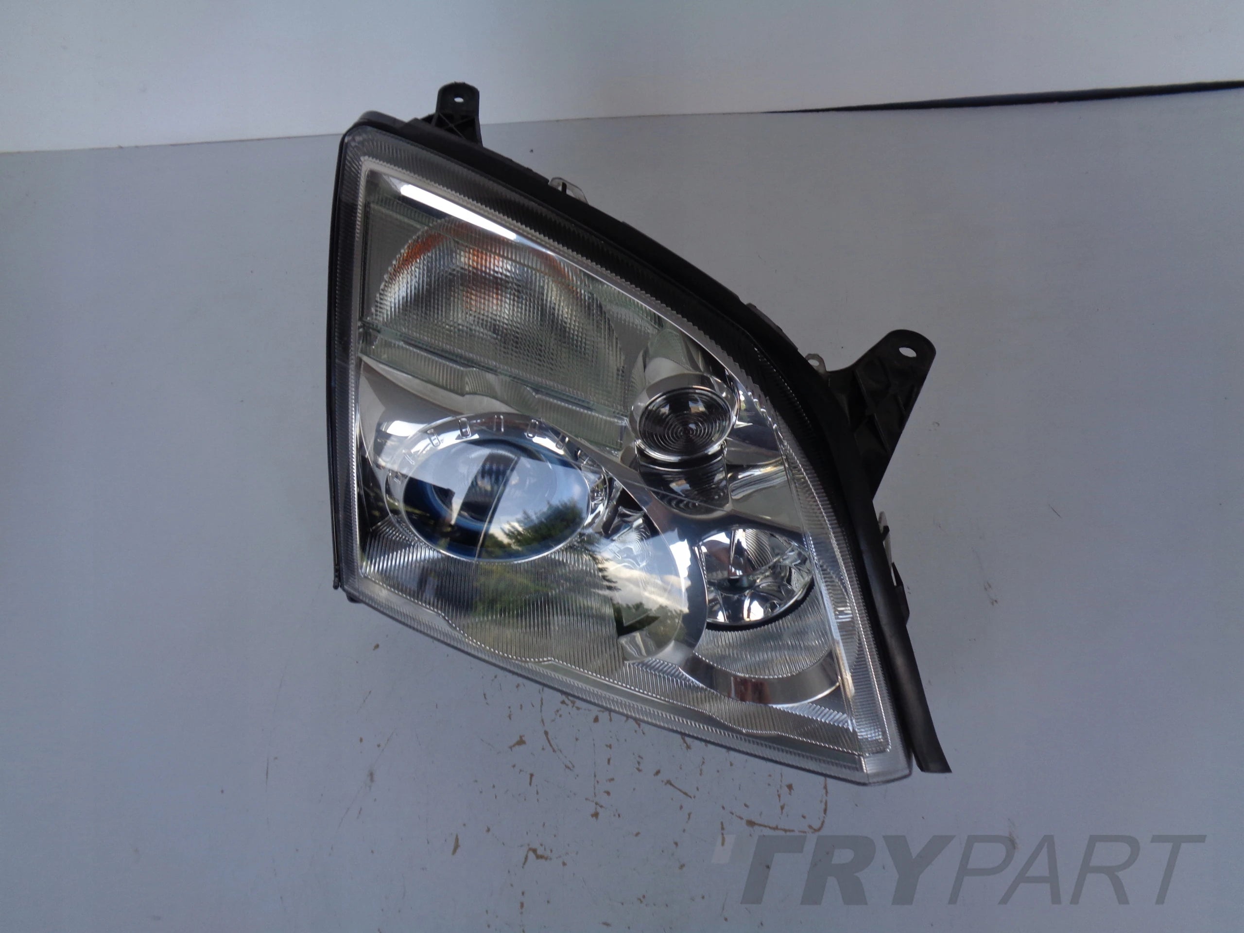 RIGHT HEADLIGHT LAMP OPEL VECTRA C 02-05 XENON ADAPTIVE