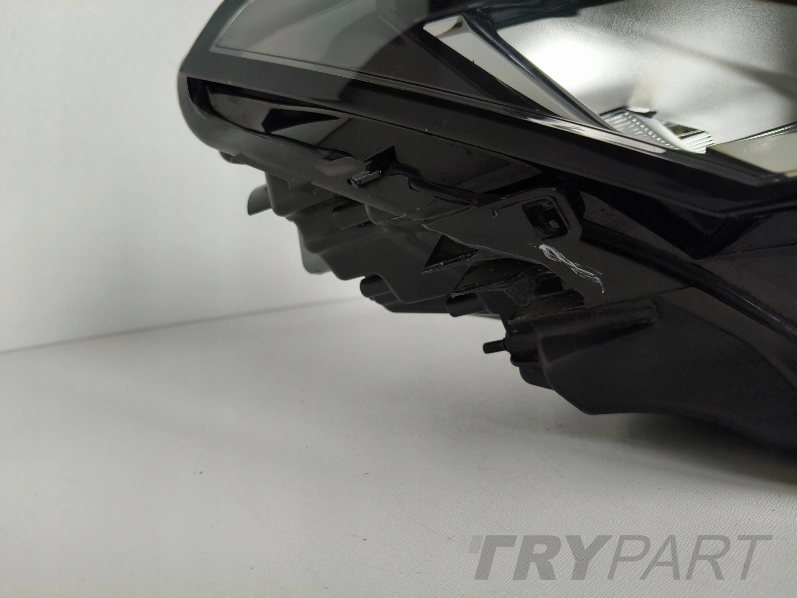 RIGHT HEADLIGHT LAMP PEUGEOT 308 III T10 22- FULL LED
