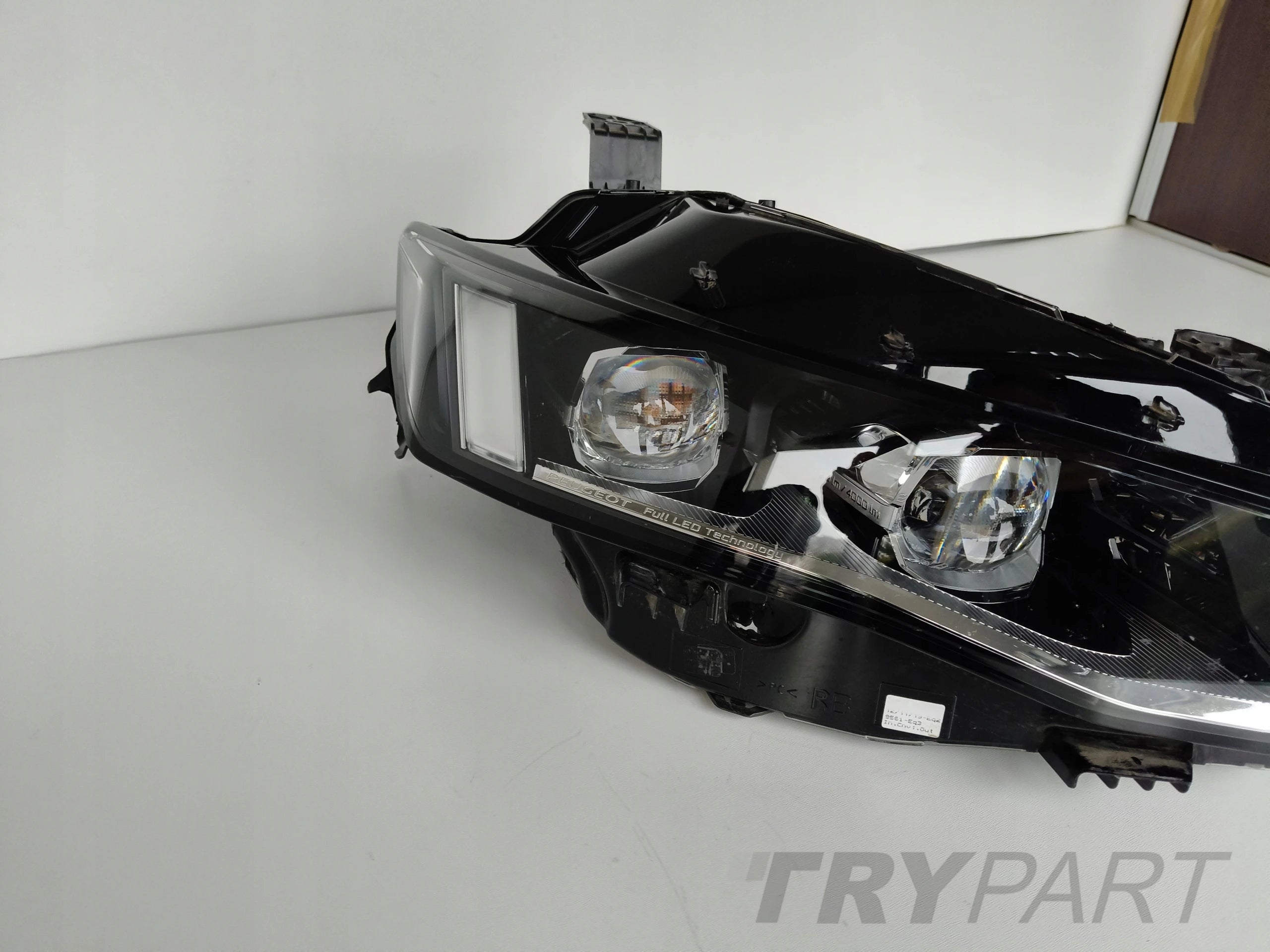 RIGHT HEADLIGHT LAMP PEUGEOT 508 II 18- FULL LED