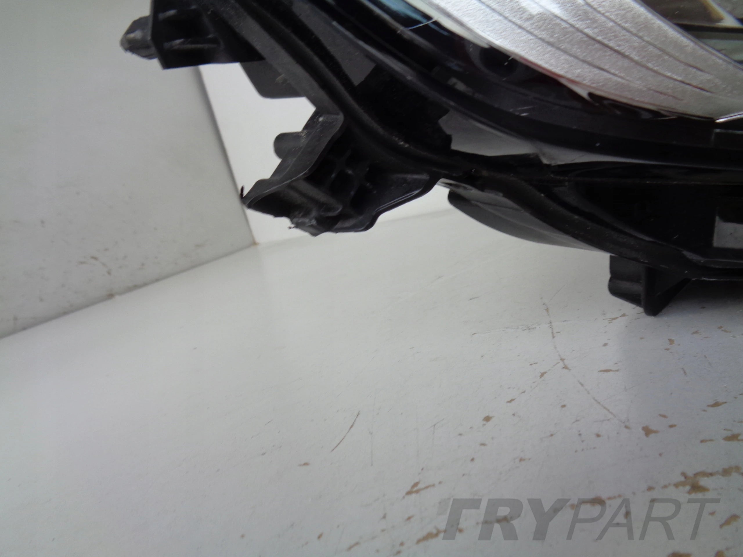 RIGHT HEADLIGHT LAMP RENAULT MEGANE IV 16- LED