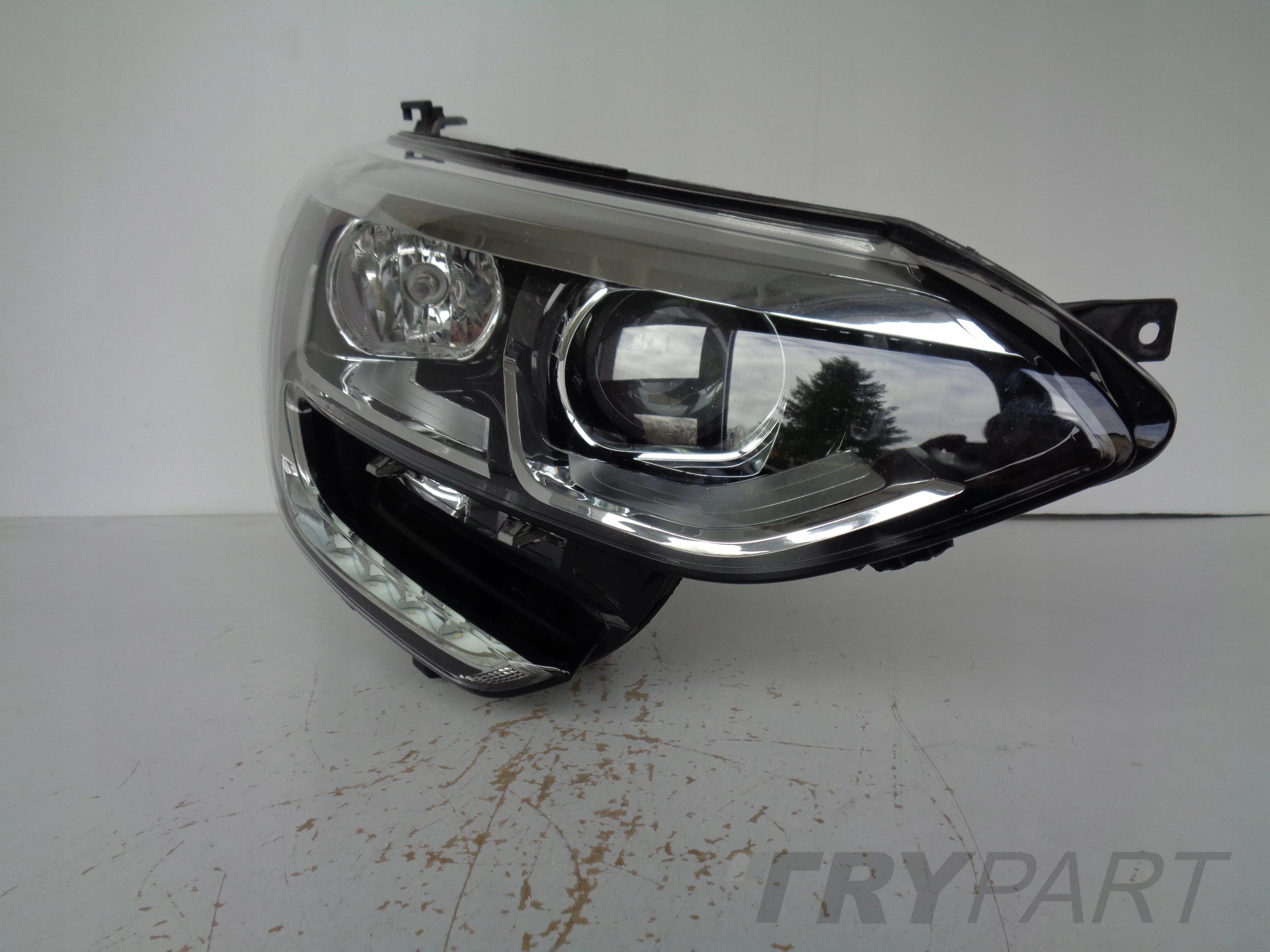 RIGHT HEADLIGHT LAMP RENAULT MEGANE IV 16- LED