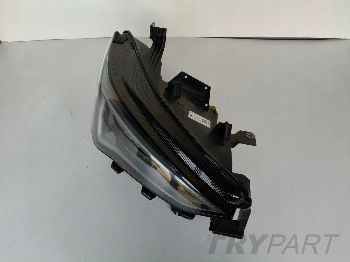 RIGHT HEADLIGHT LAMP SEAT CUPRA BORN 10E 21- FULL LED