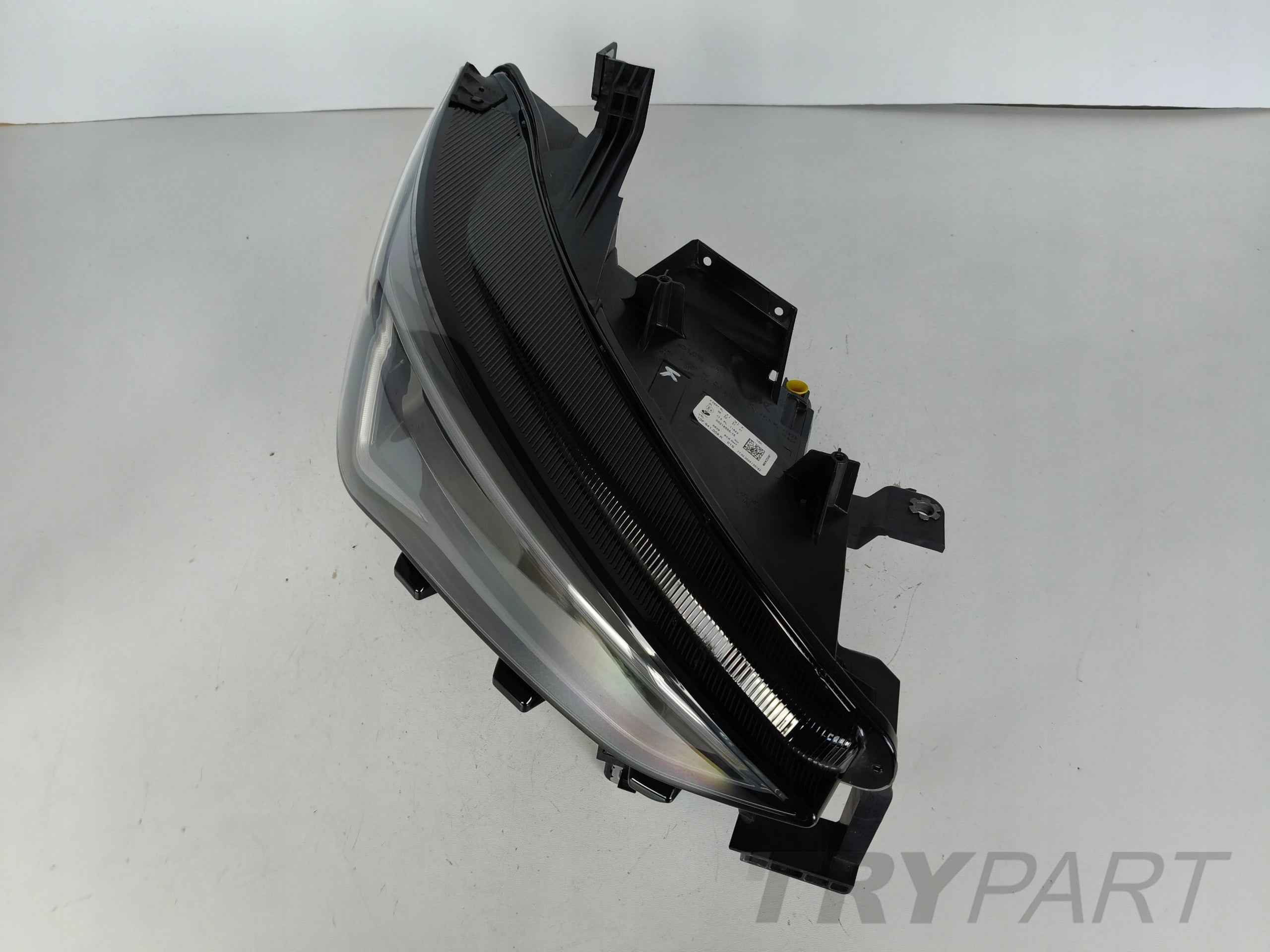 RIGHT HEADLIGHT LAMP SEAT CUPRA BORN 10E 21- FULL LED