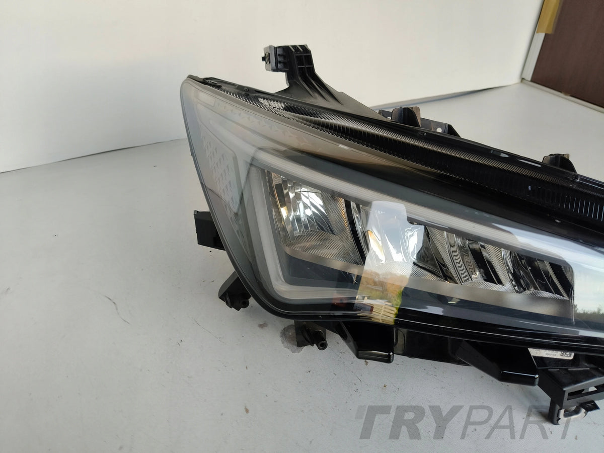 RIGHT HEADLIGHT LAMP SEAT CUPRA BORN 10E 21- FULL LED