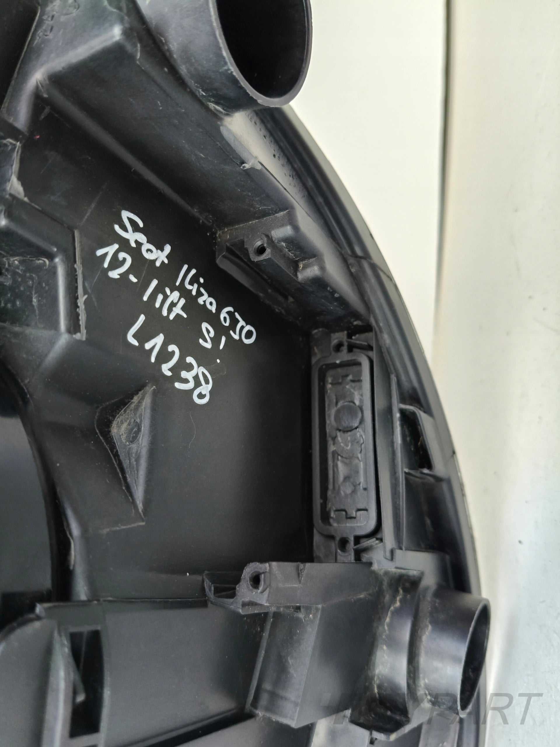 RIGHT HEADLIGHT LAMP SEAT IBIZA 6J 6J0 12- LIFT