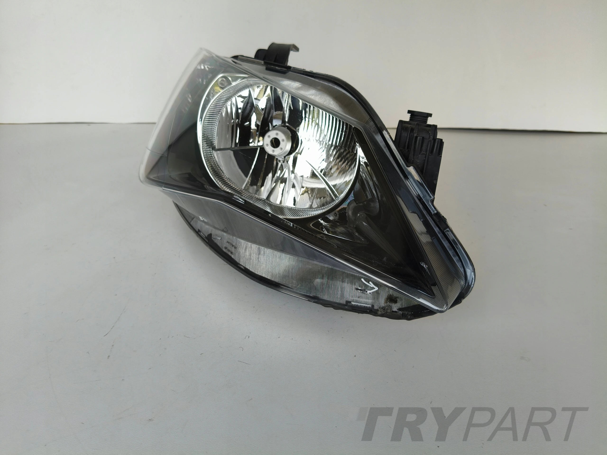 RIGHT HEADLIGHT LAMP SEAT IBIZA 6J 6J0 12- LIFT