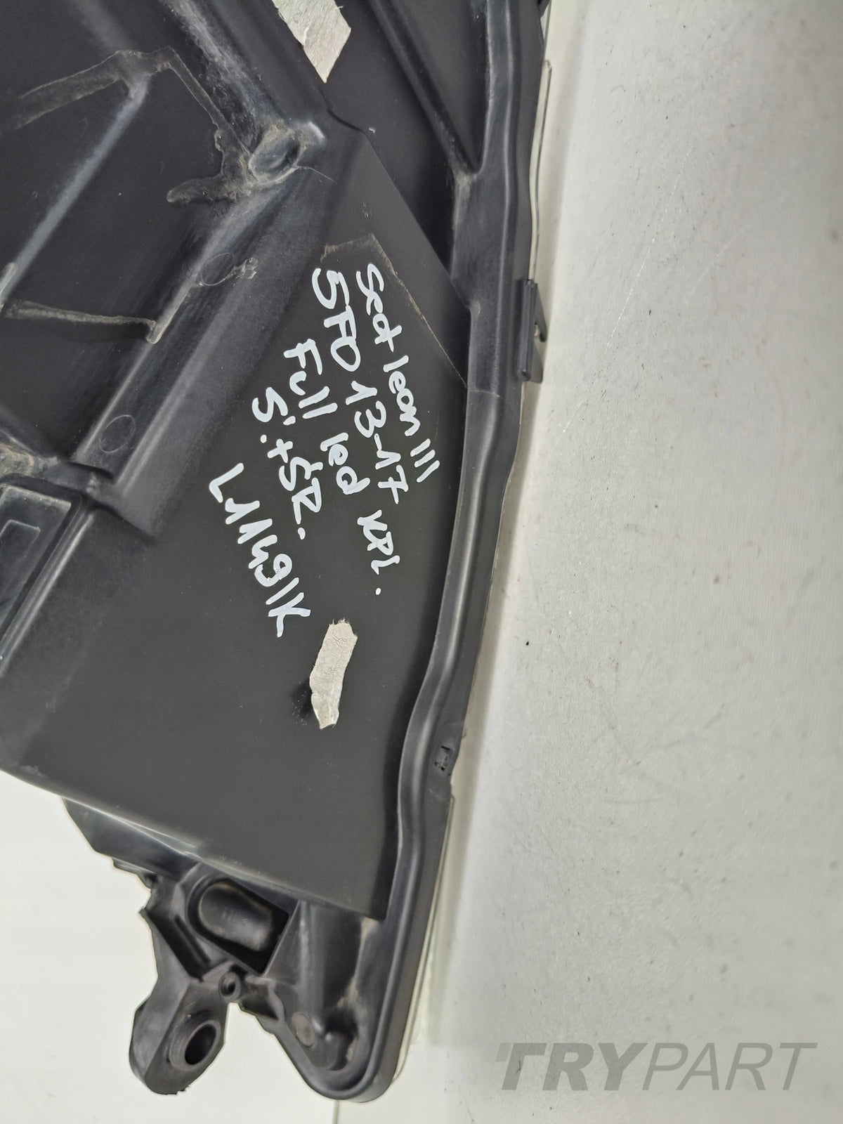 Right Headlight Lamp SEAT LEON III 3 5F 5F0 13-17 FULL LED
