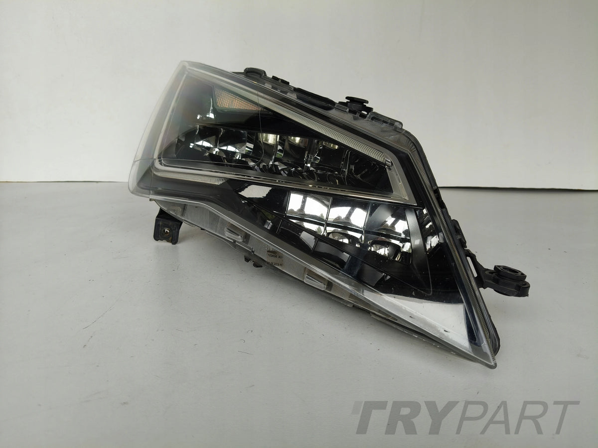 Right Headlight Lamp SEAT LEON III 3 5F 5F0 13-17 FULL LED