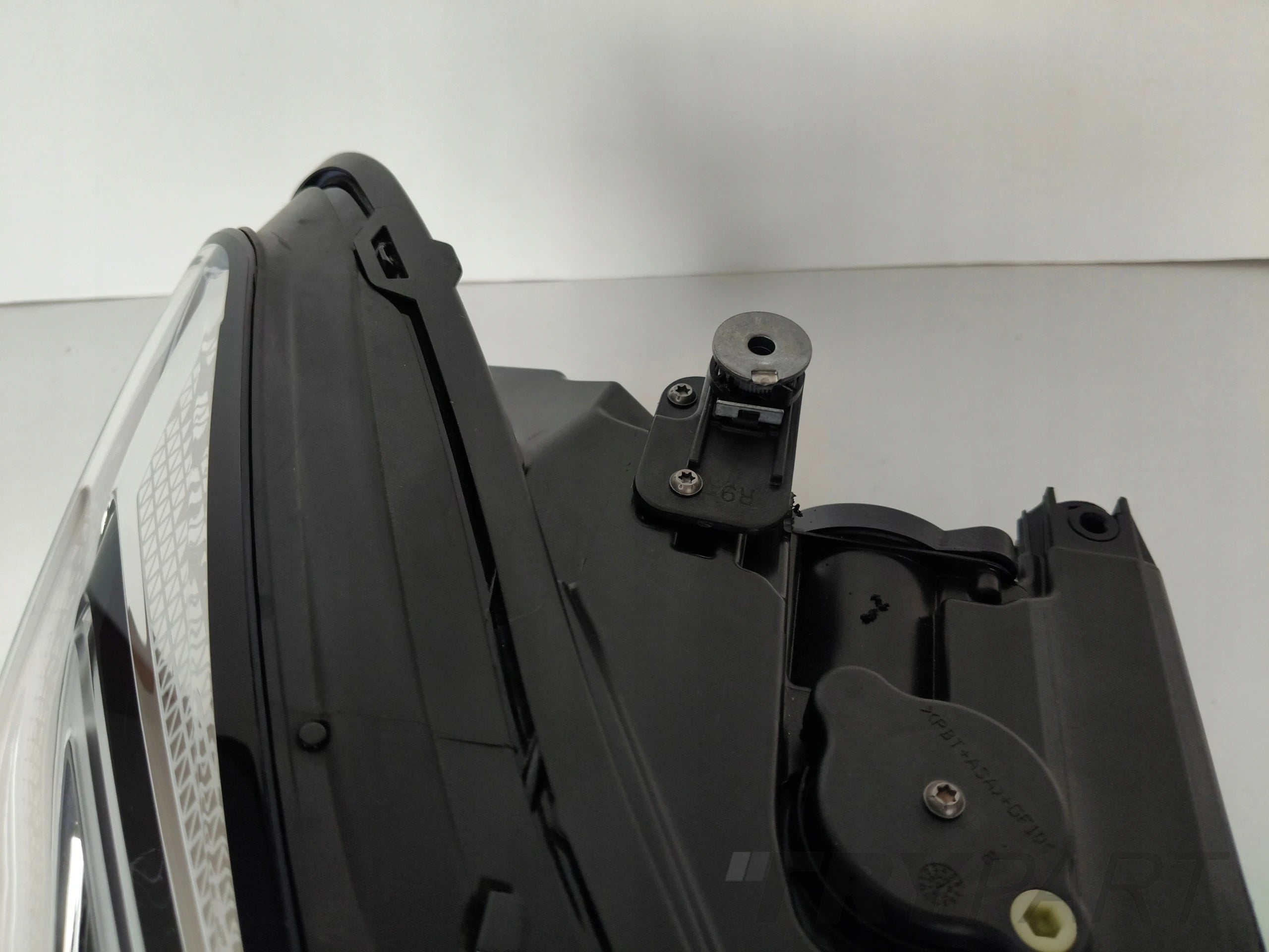 RIGHT HEADLIGHT LAMP SEAT TARRACO 5FJ 18- FULL LED